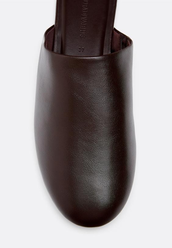 Stradivarius Leather Effect Slippers Brown 3