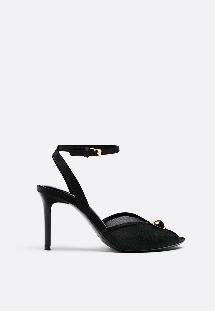 Sandale S Potpeticom, Mrežastom Tkaninom I Metalnim Detaljima