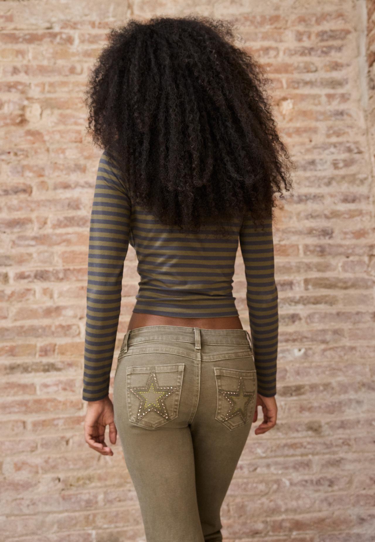 Long sleeve under-bust seam T-shirt — Khaki