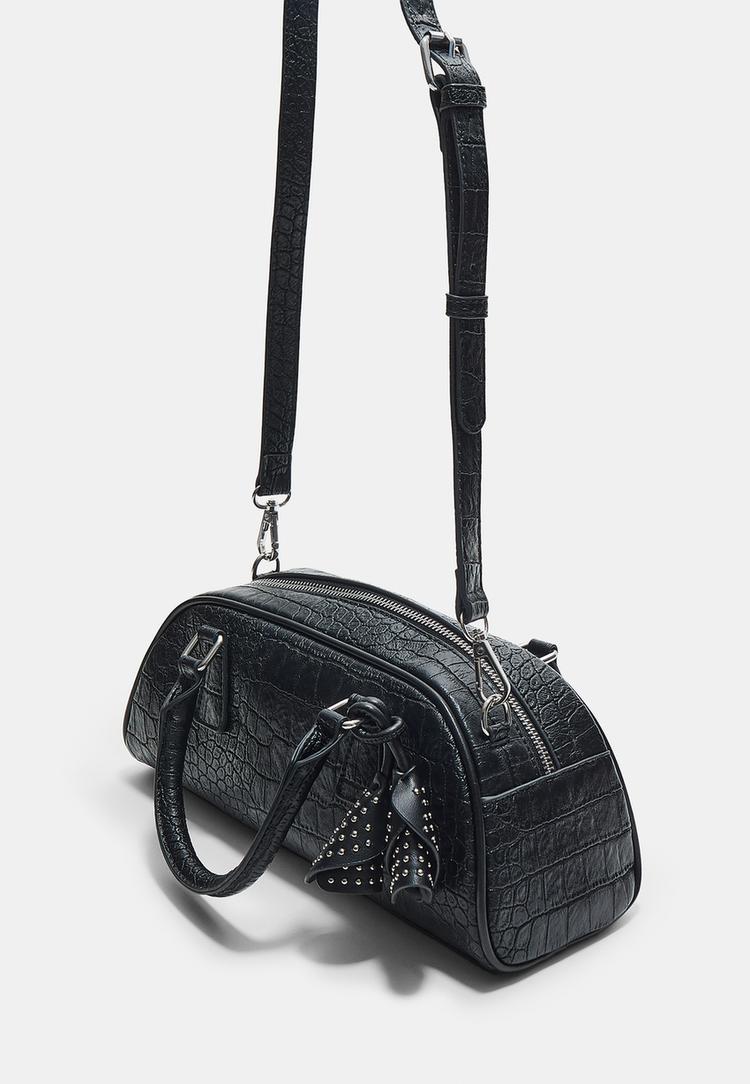 Stradivarius Τσάντα Bowling Με Λεπτομέρεια Λουλούδι Μαύρο Os φωτογραφία