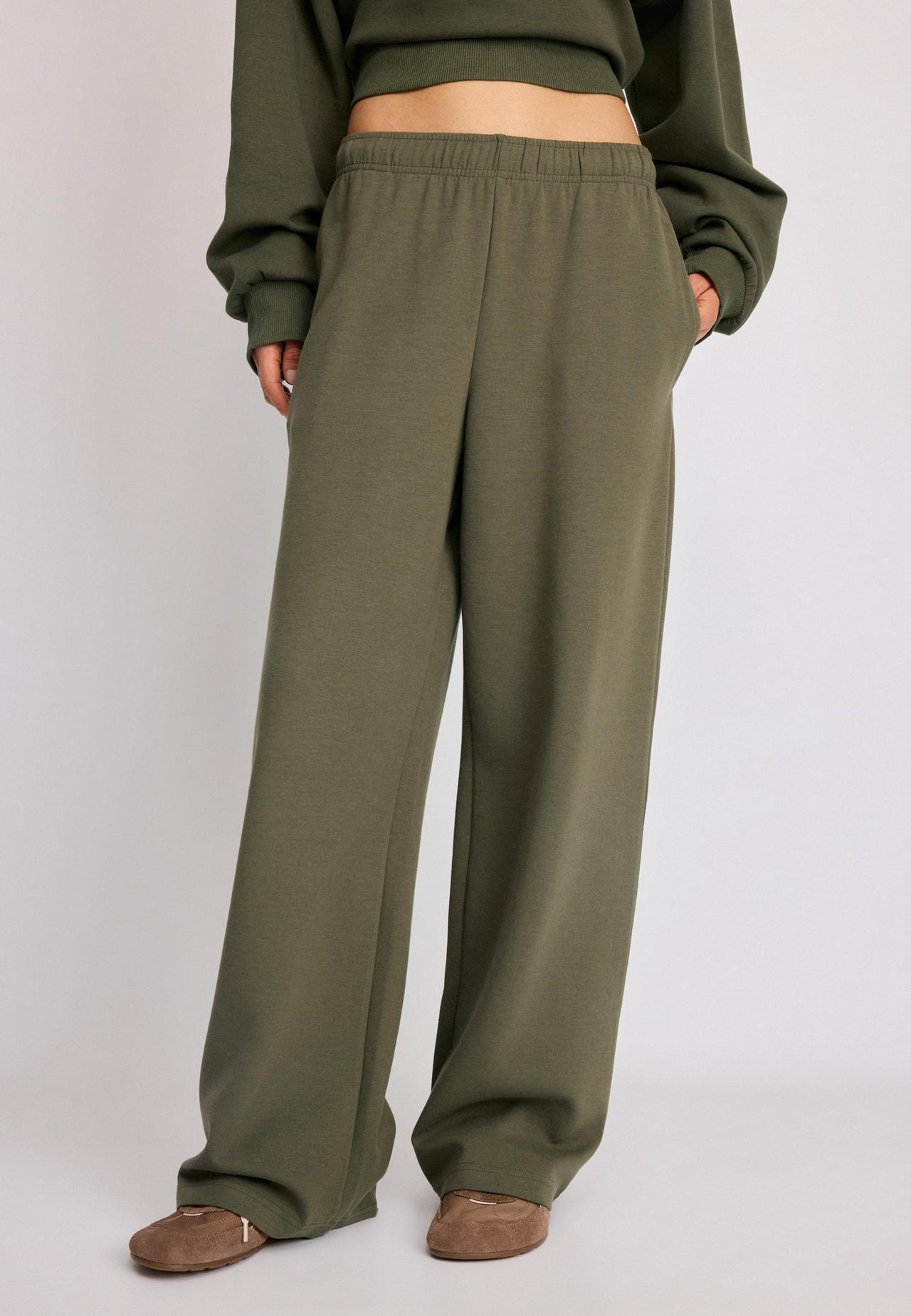 Wide-leg jogger trousers — Khaki