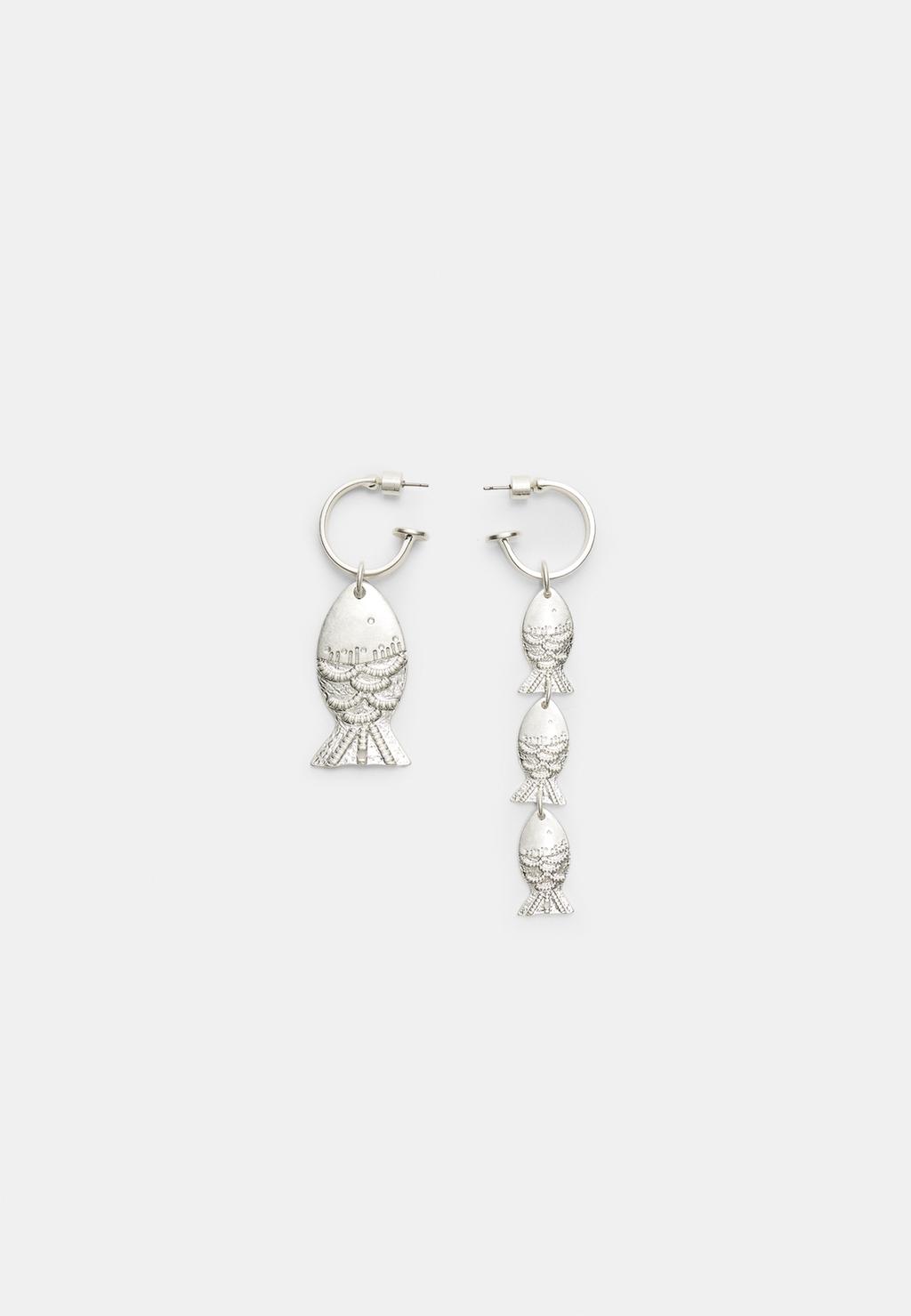 Asymmetric fish earrings