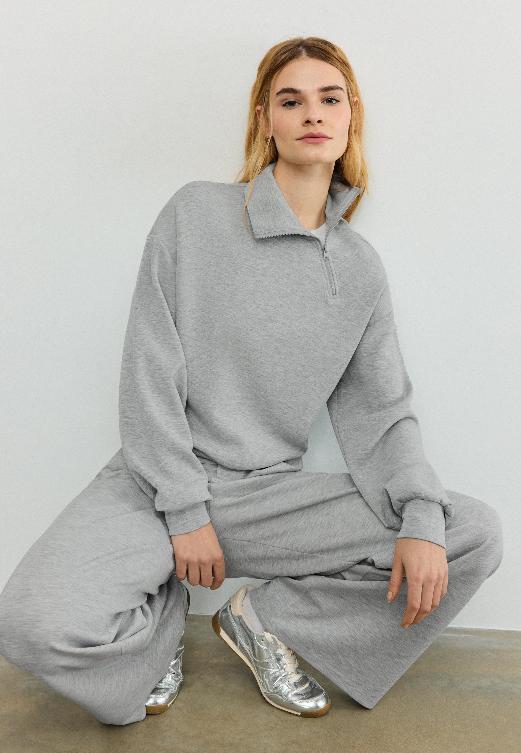 Soft-touch sweatshirt with side zip — Grey melange