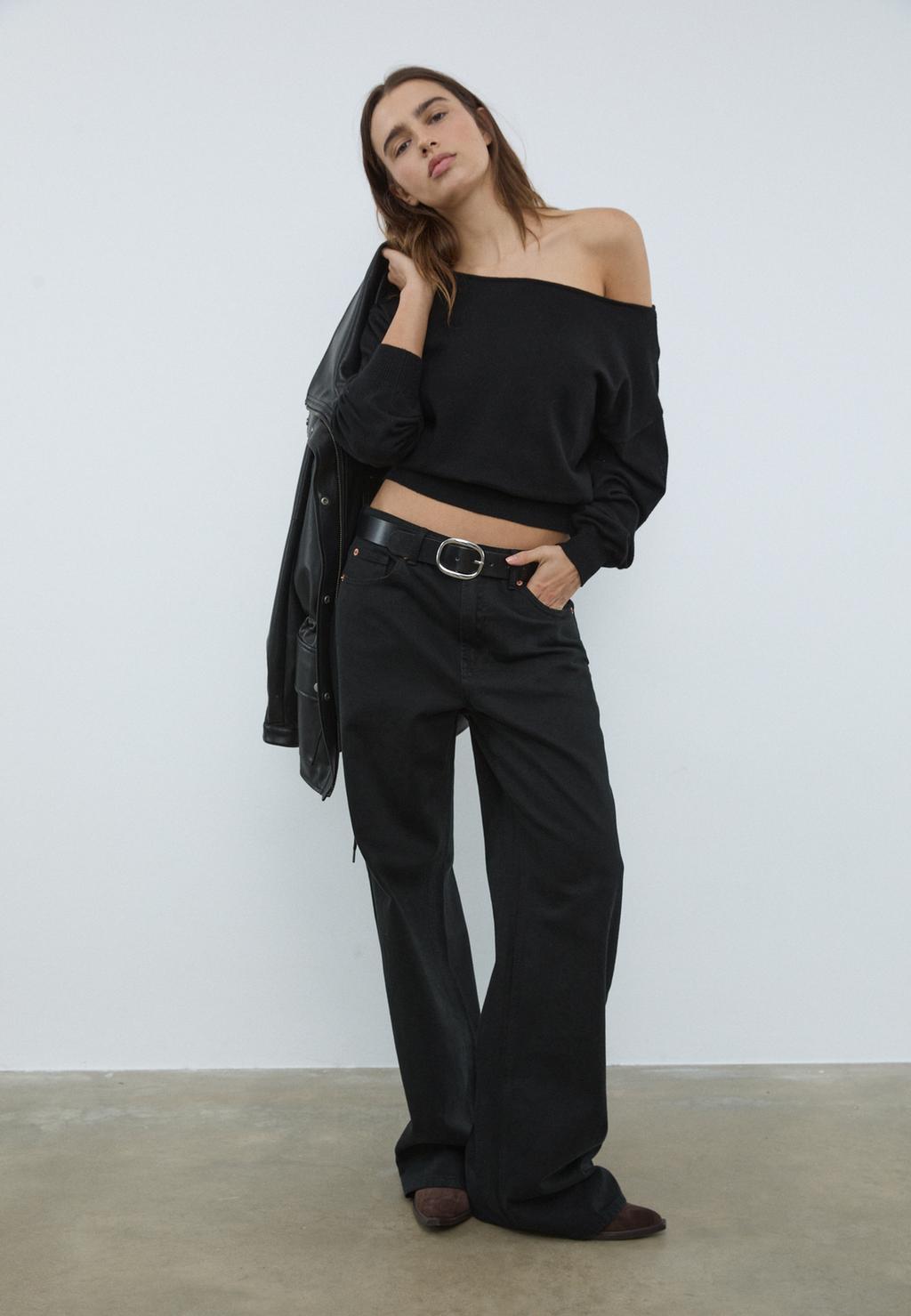 Boat neck knit sweater