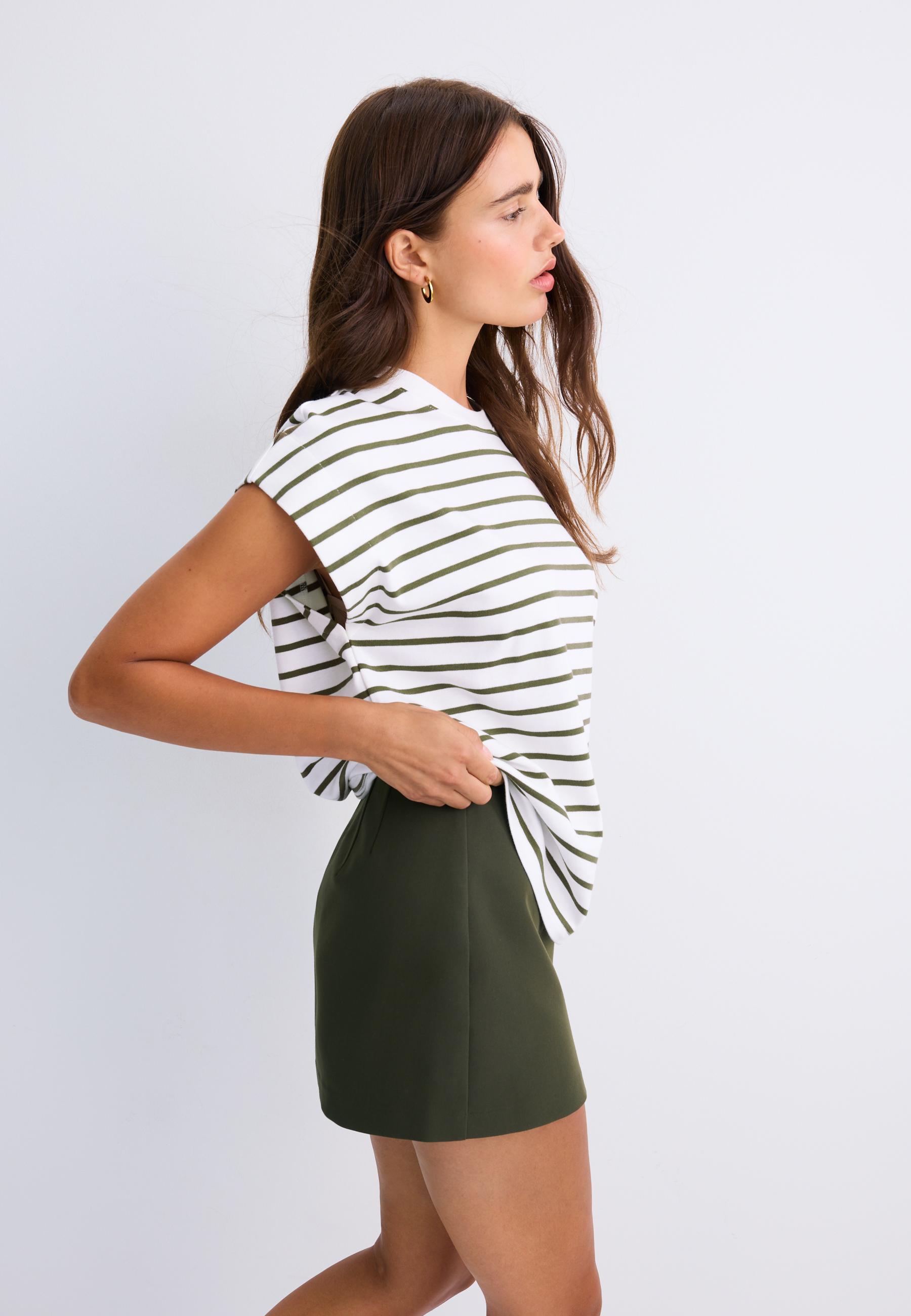 B06 Striped drop sleeve T-shirt — Khaki