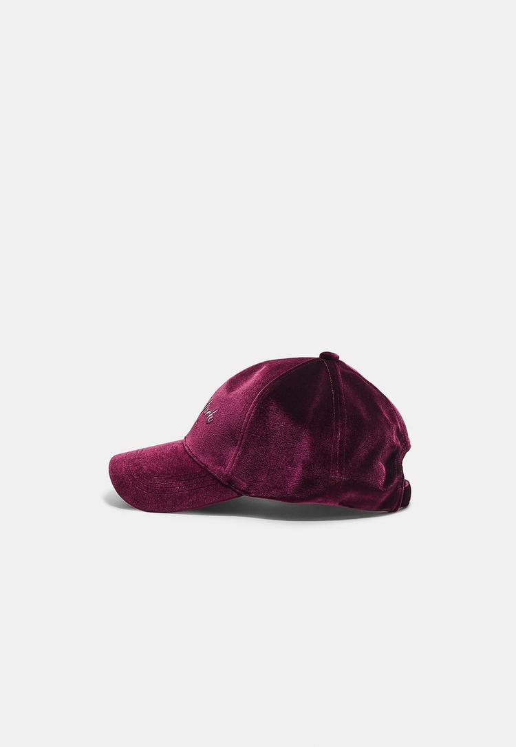 gorra terciopelo mensaje