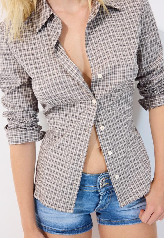 camisa basica fitted