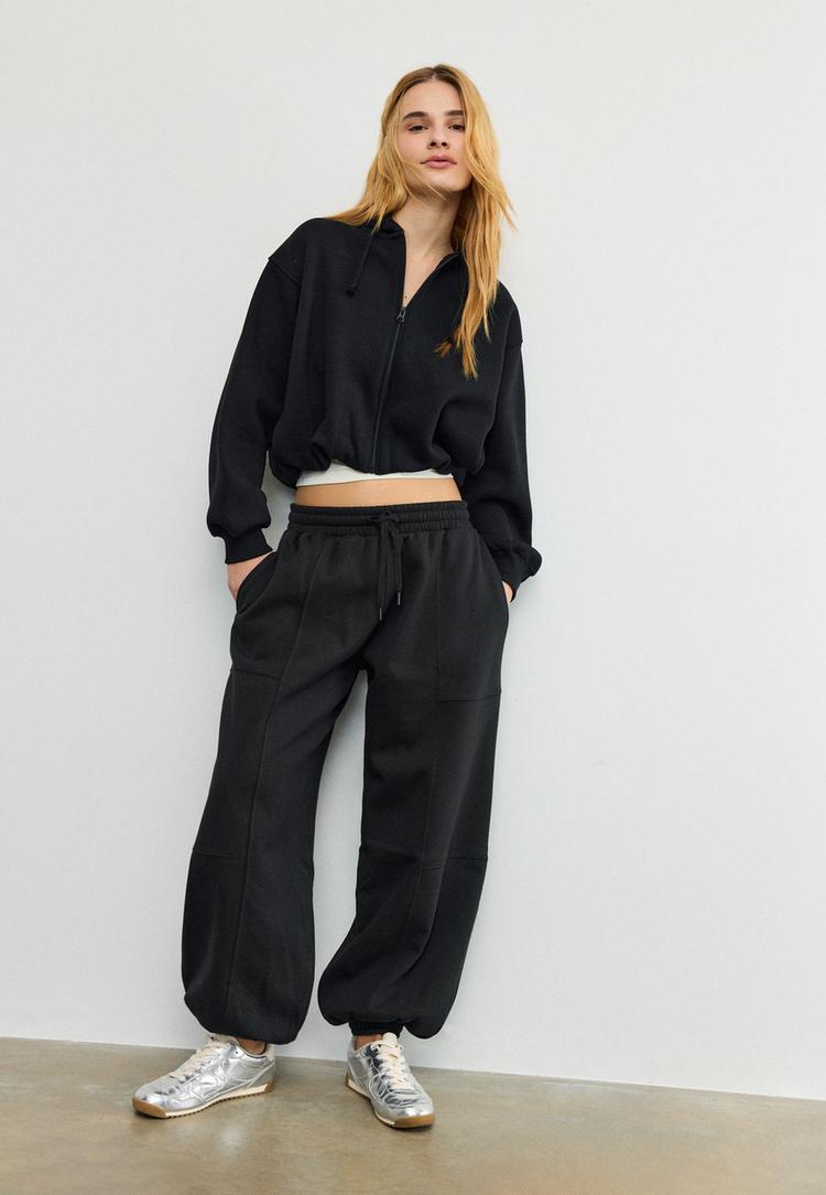 Stradivarius Pantaloni Jogger Balloon Fit Din Felpa Negru S