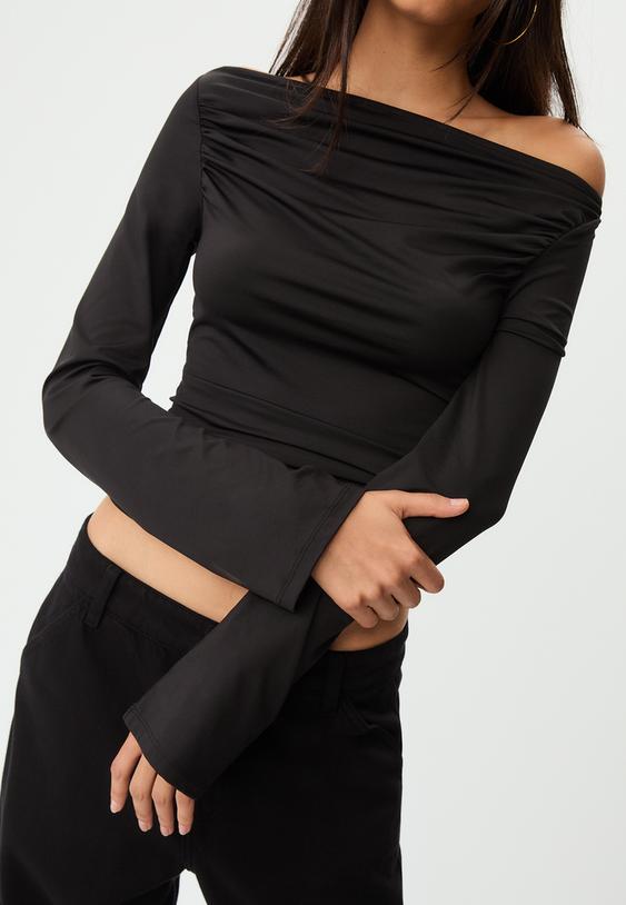 langarmshirt-mit-raffung