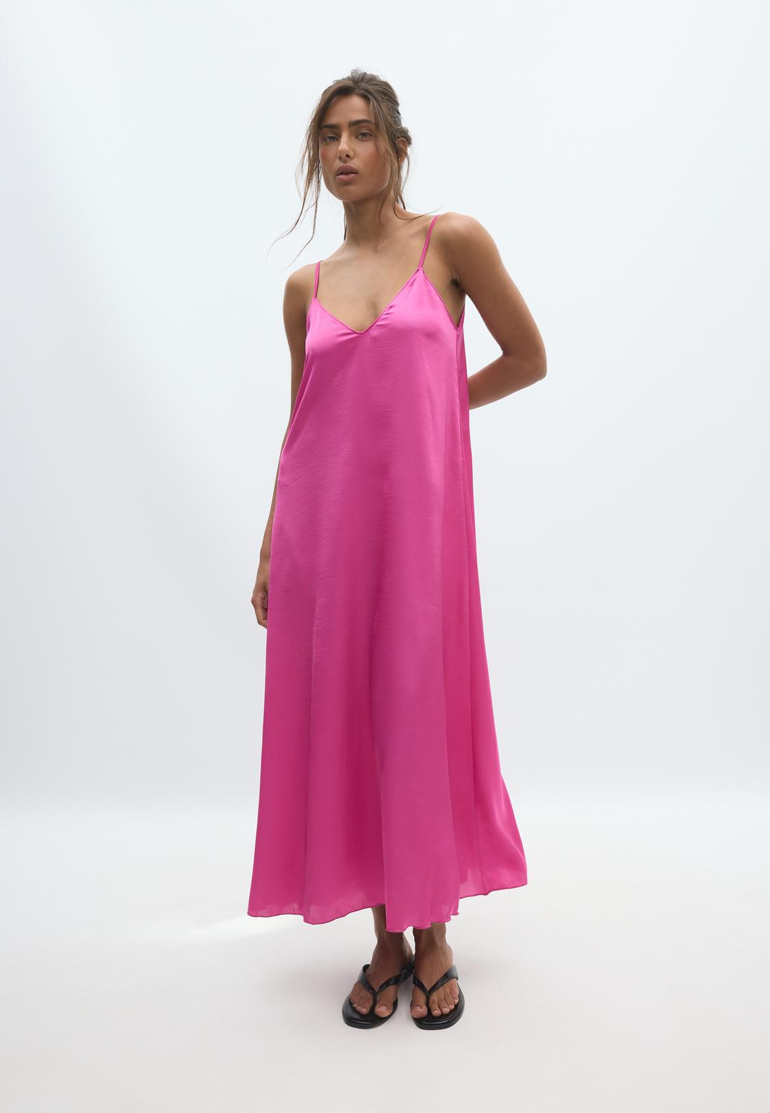 Long flowing satin dress - Women's Festival Season | Stradivarius Indonesia Long flowing satin dress - Women's Festival Season | Stradivarius Indonesia