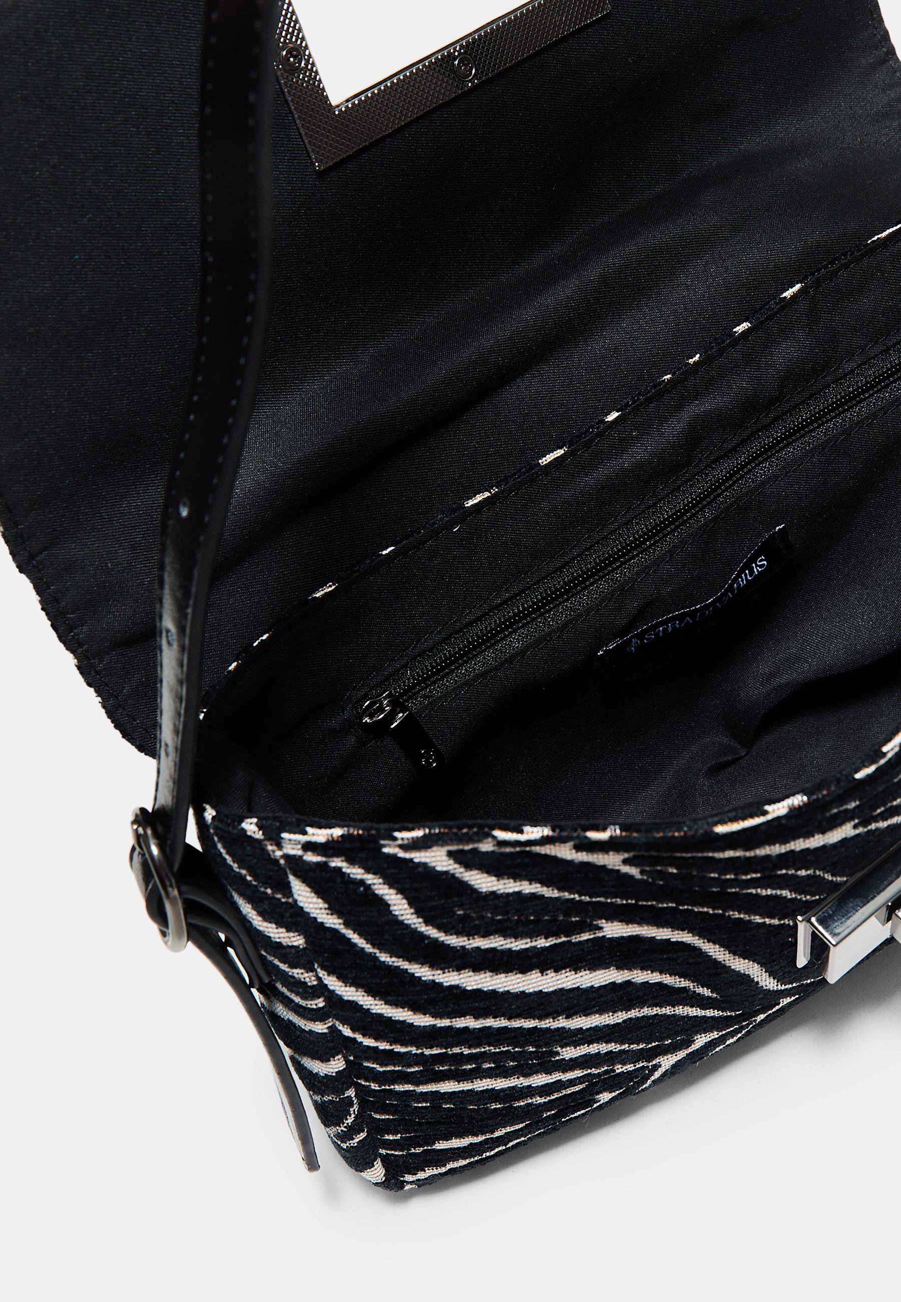 Shoulder bag with metal clasp — Ecru
