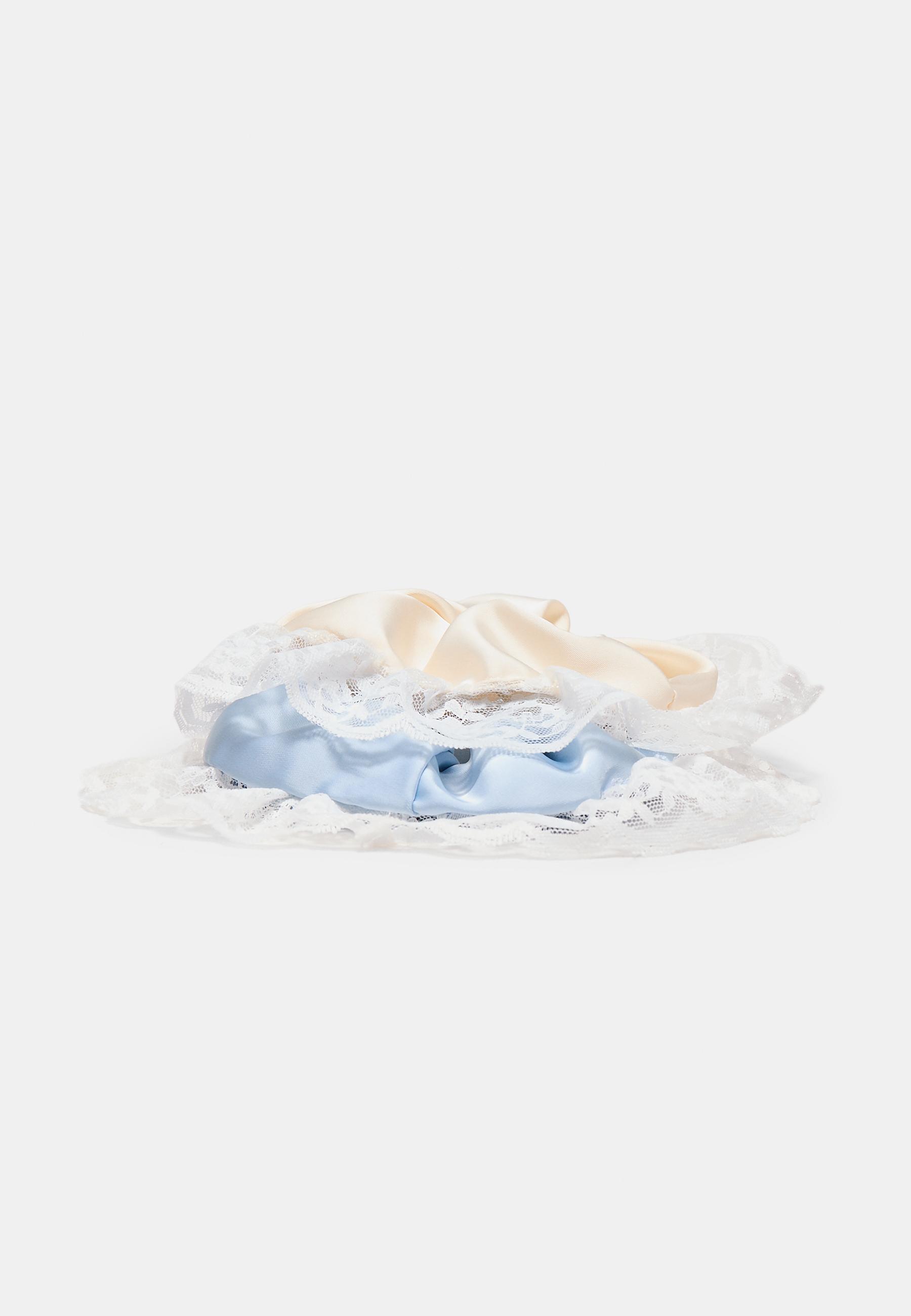 Set of 2 lace scrunchies — Royal blue (alternate view)