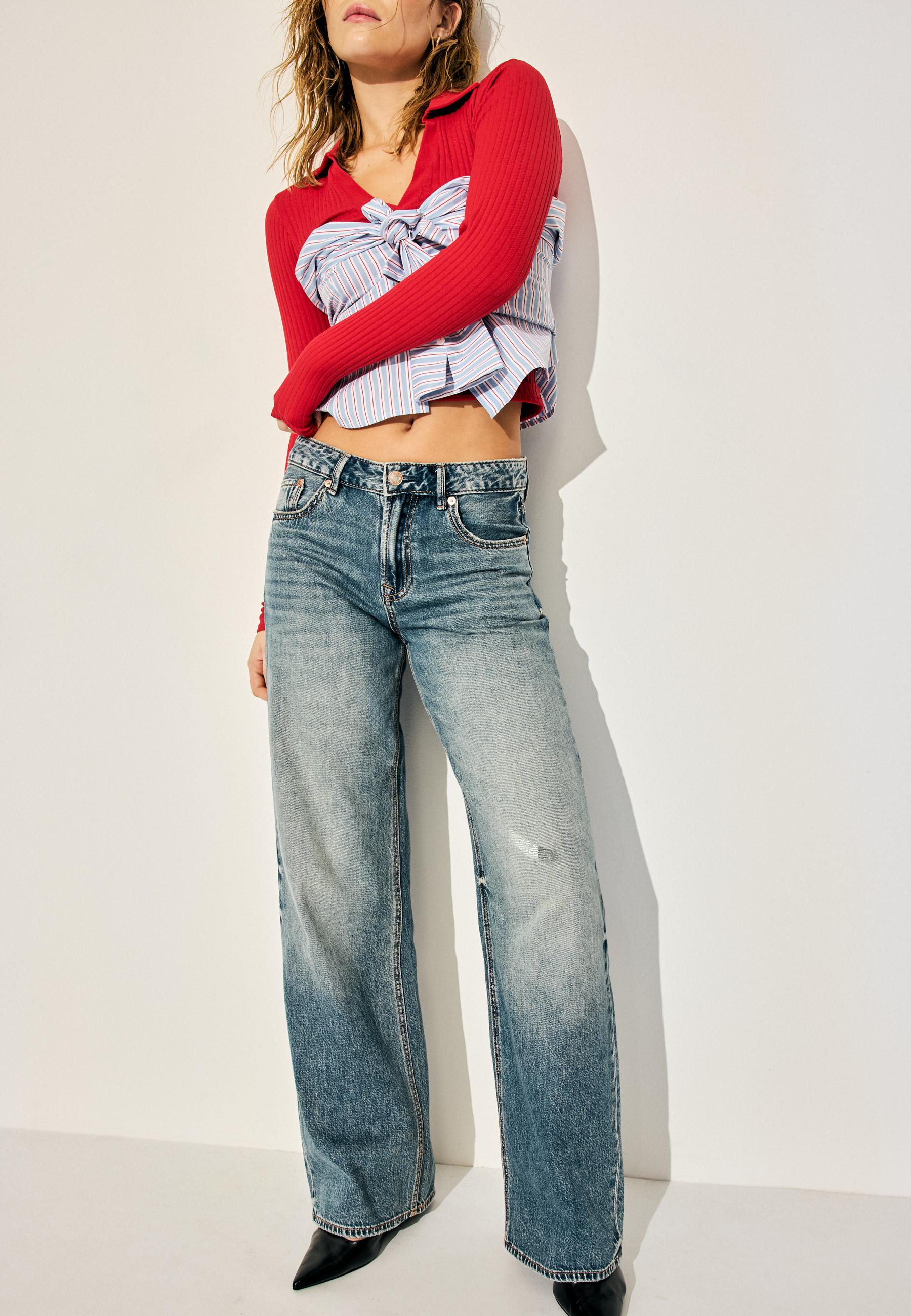 D91 Low wide-leg jeans — MEDIUM DENIM WASH