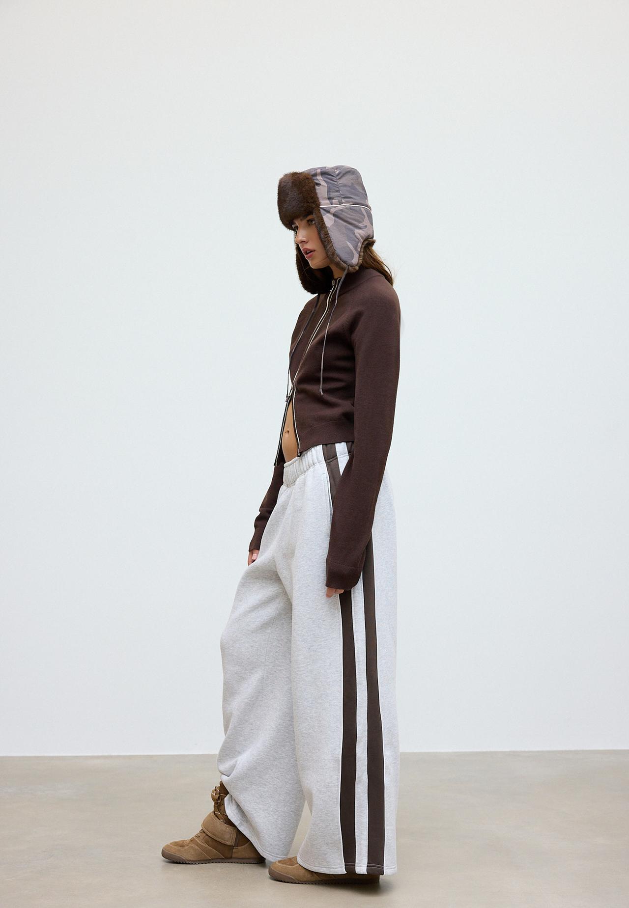 Printed aviator hat — Brown