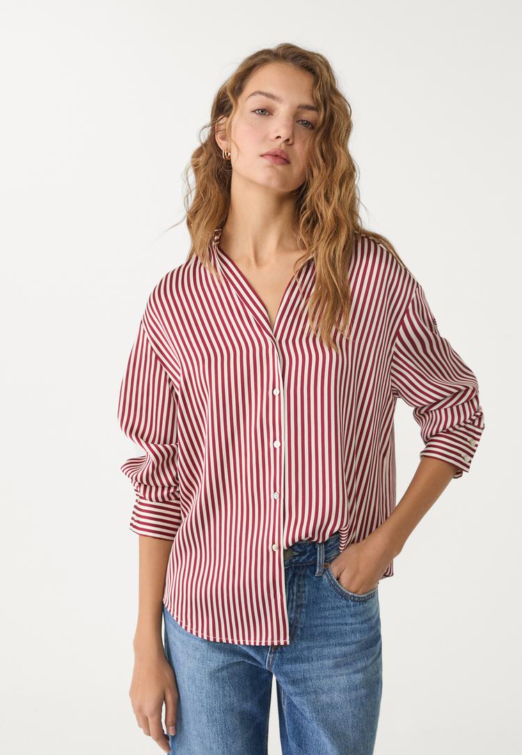 camisa saten cuello solapa