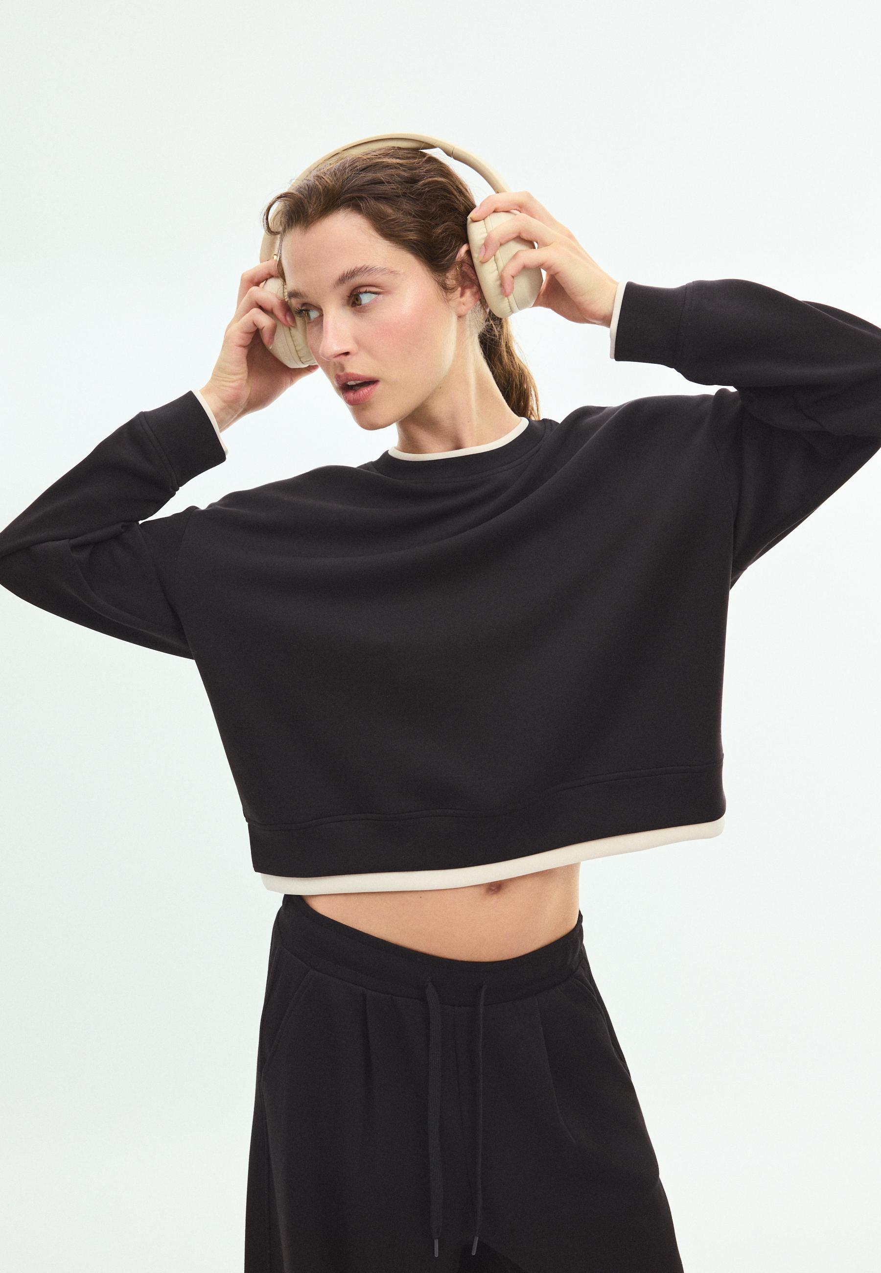 Soft-touch contrast round neck sweatshirt — Black