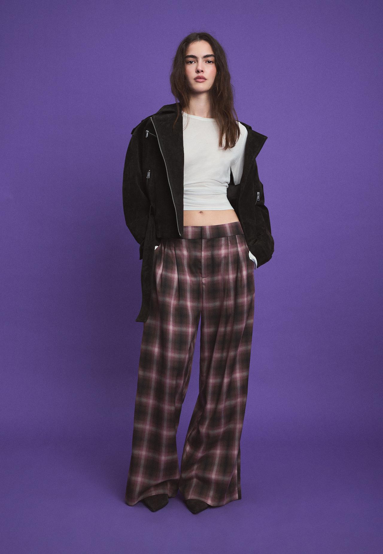 Wide-leg check trousers with adjustable buttons — Purple