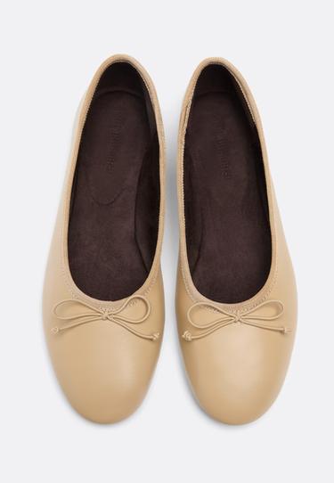 Extra-flexible leather ballet flats — ECRU 3