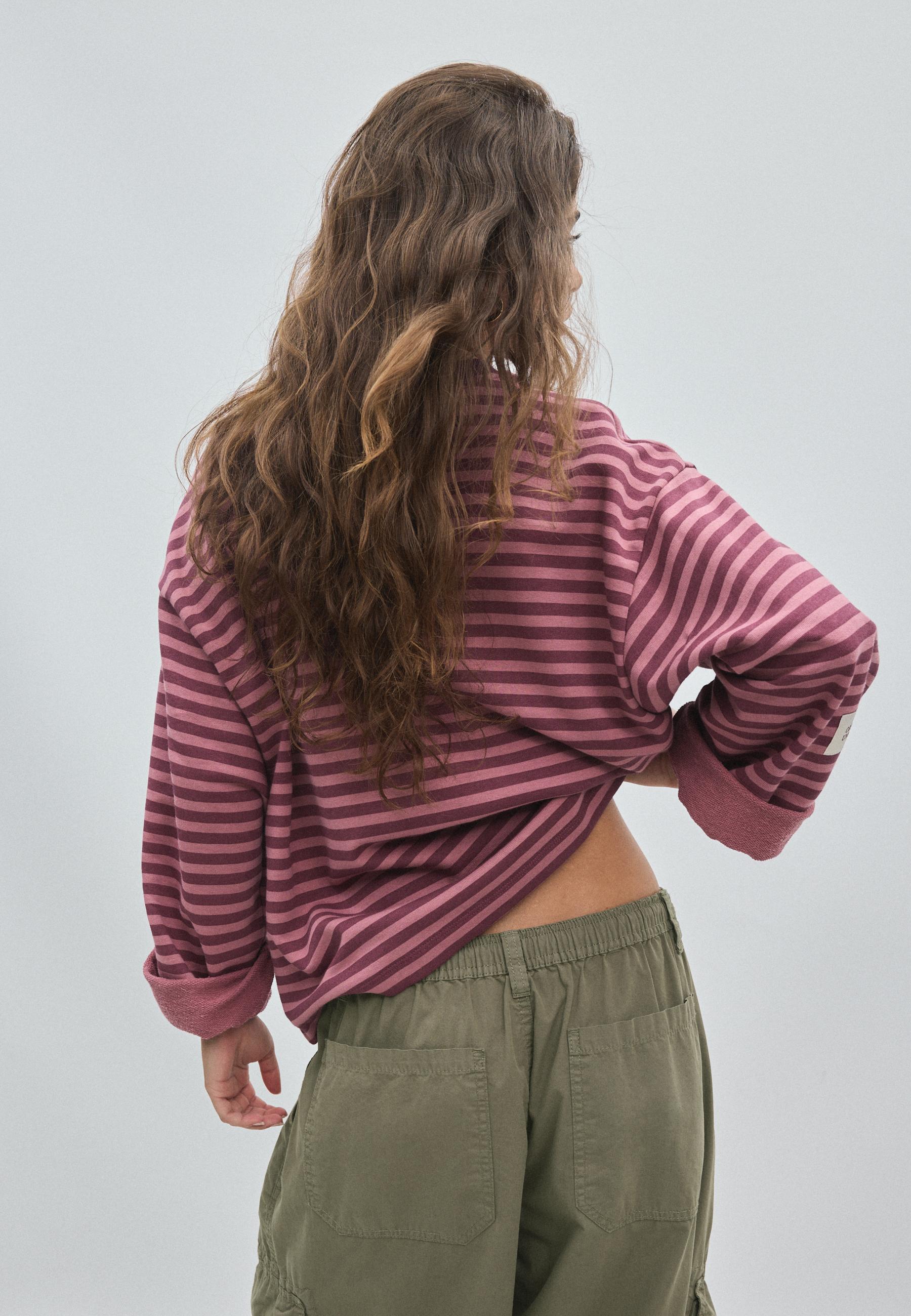 Striped sweatshirt — Purple
