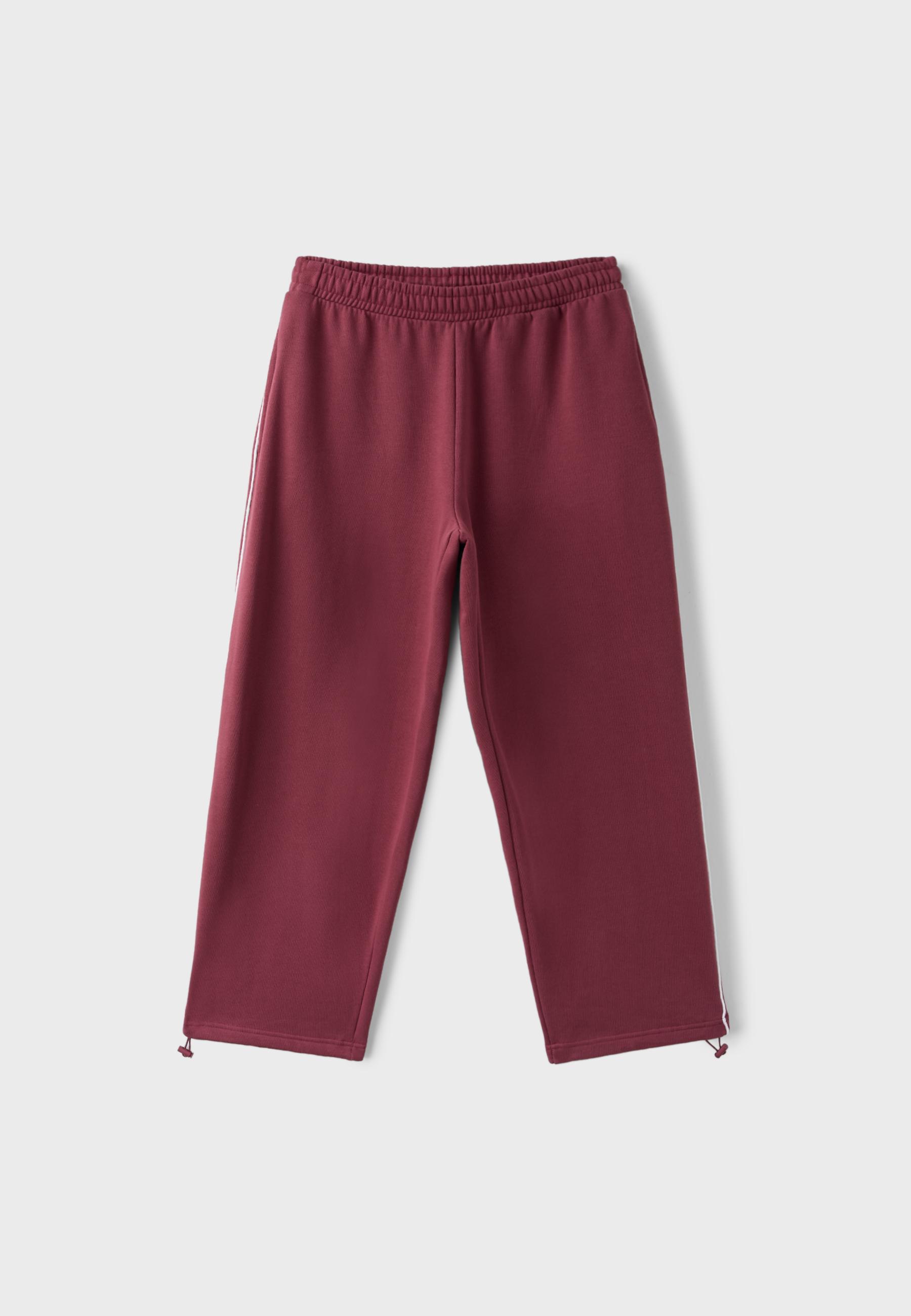 Plush joggers with piping and toggles — Dark red