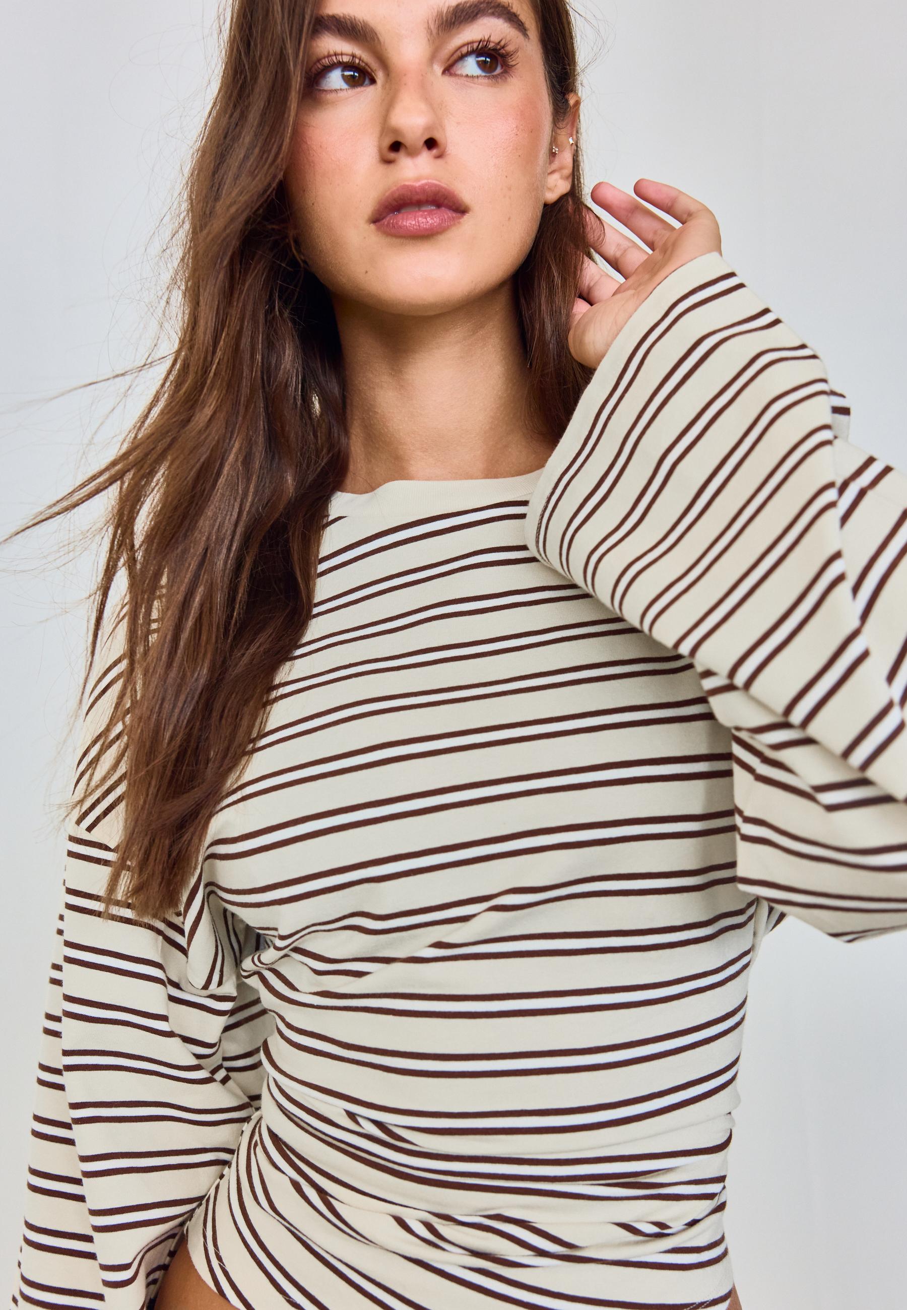 B11 Striped Japanese long sleeve T-shirt with a fitted waist — Vanilla