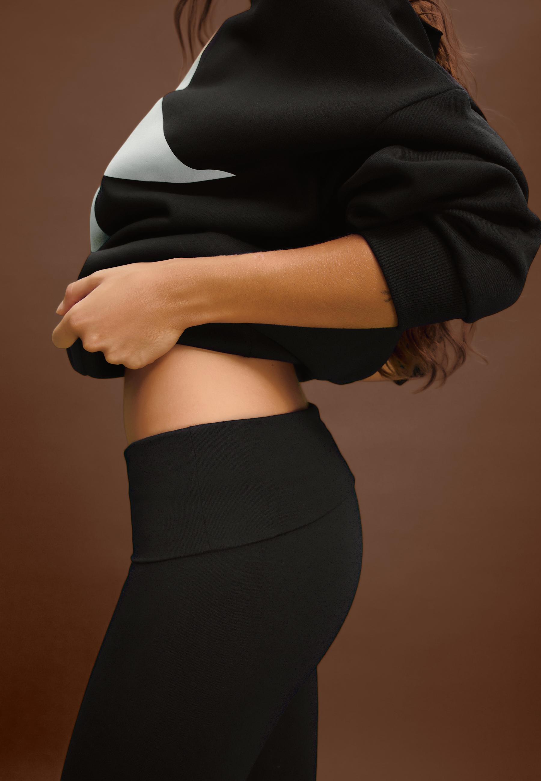 Flared leggings — Black