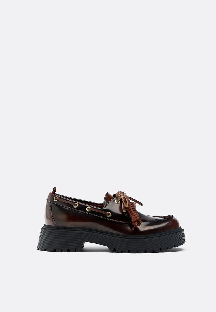 scarpe stile barca con plateau