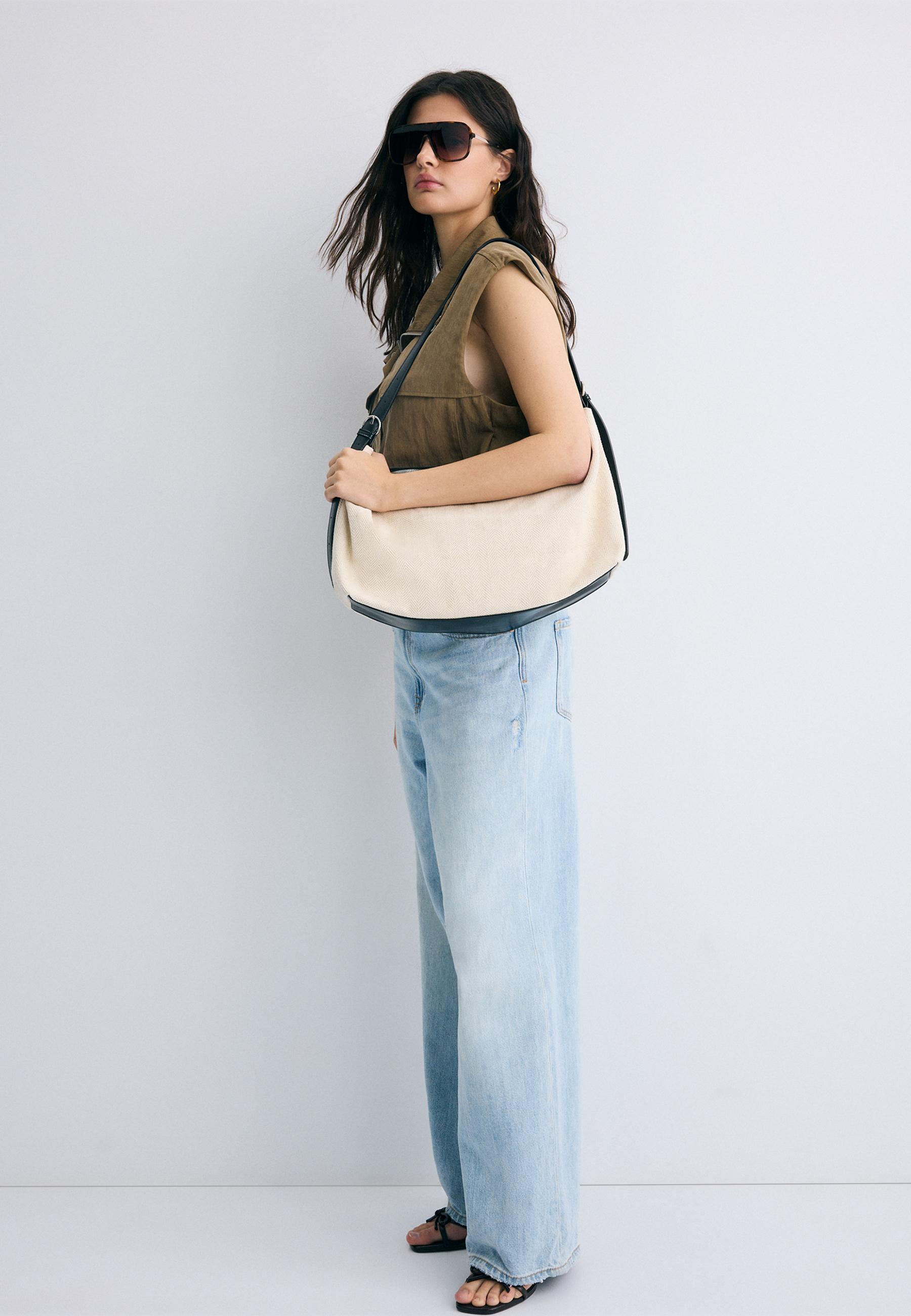 Contrast canvas shoulder bag — Ecru