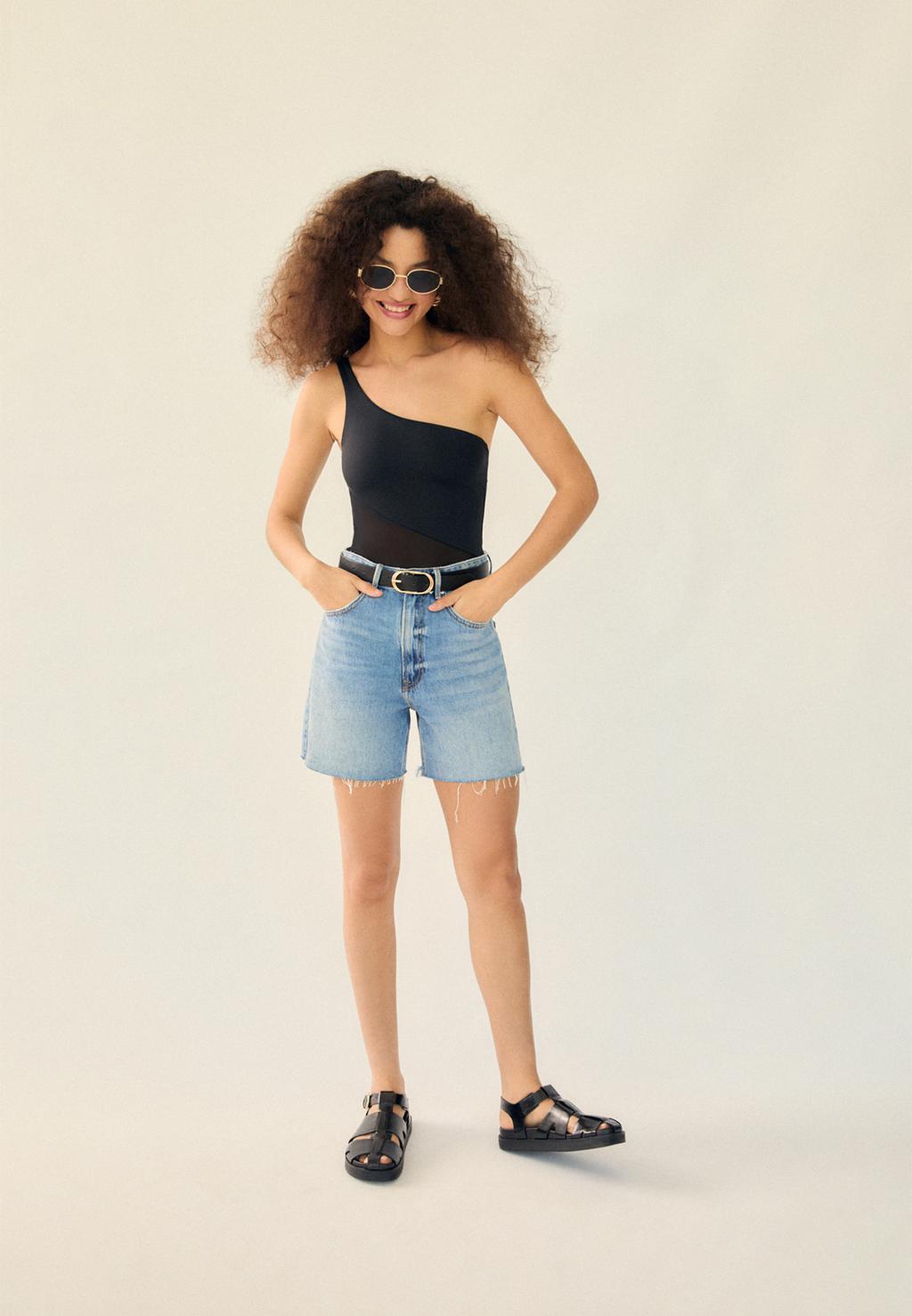 D93 Longline denim shorts