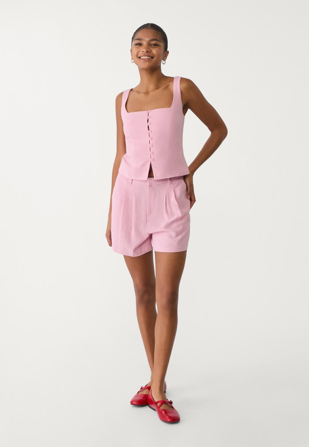 Flowing linen blend shorts