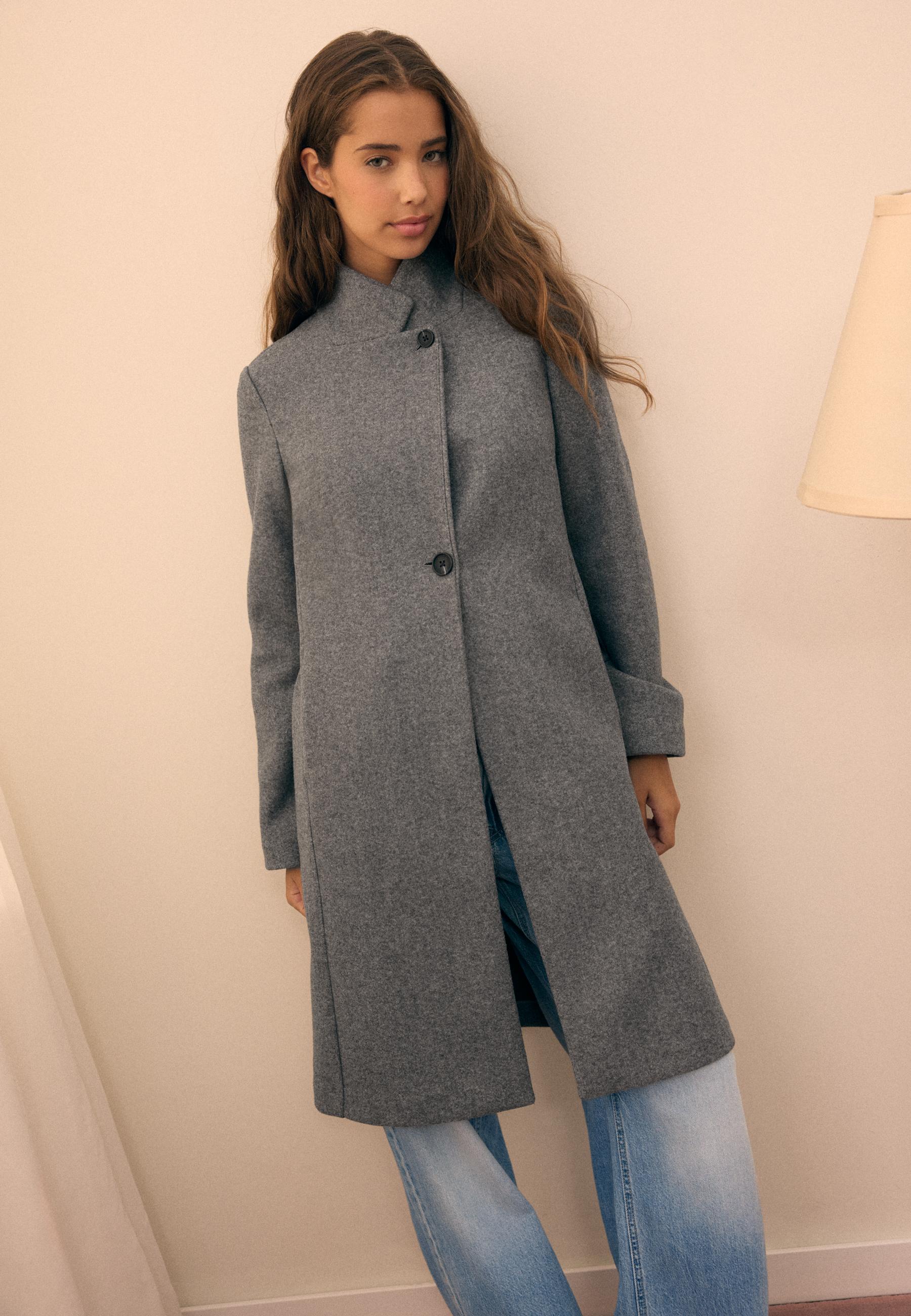 Basic soft-touch coat — Dark grey