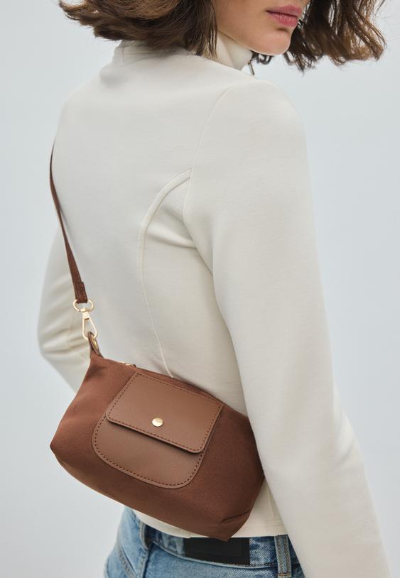 Stradivarius Mini Contrast Bag Brown Os
