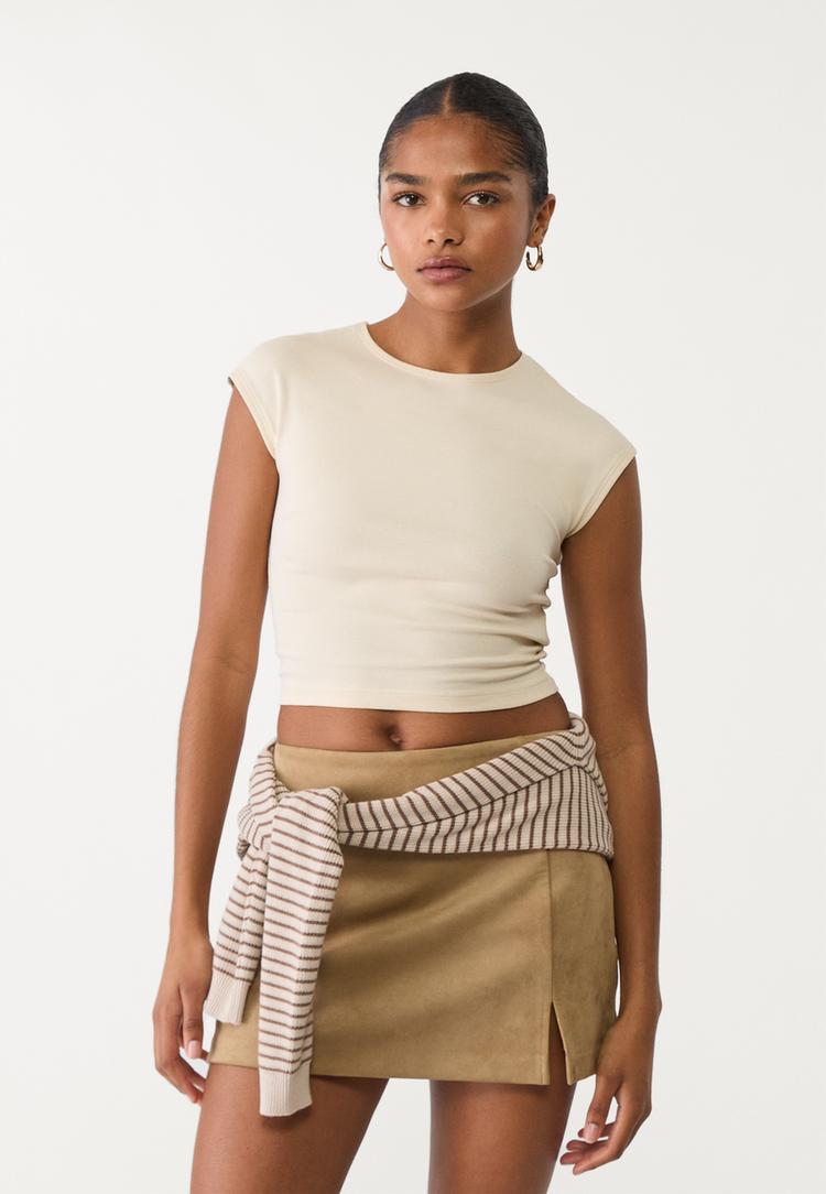 camiseta basica ajustada crop