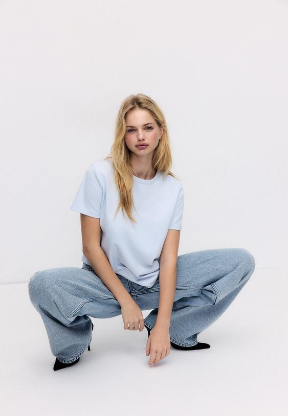 camiseta basica regular tacto suave