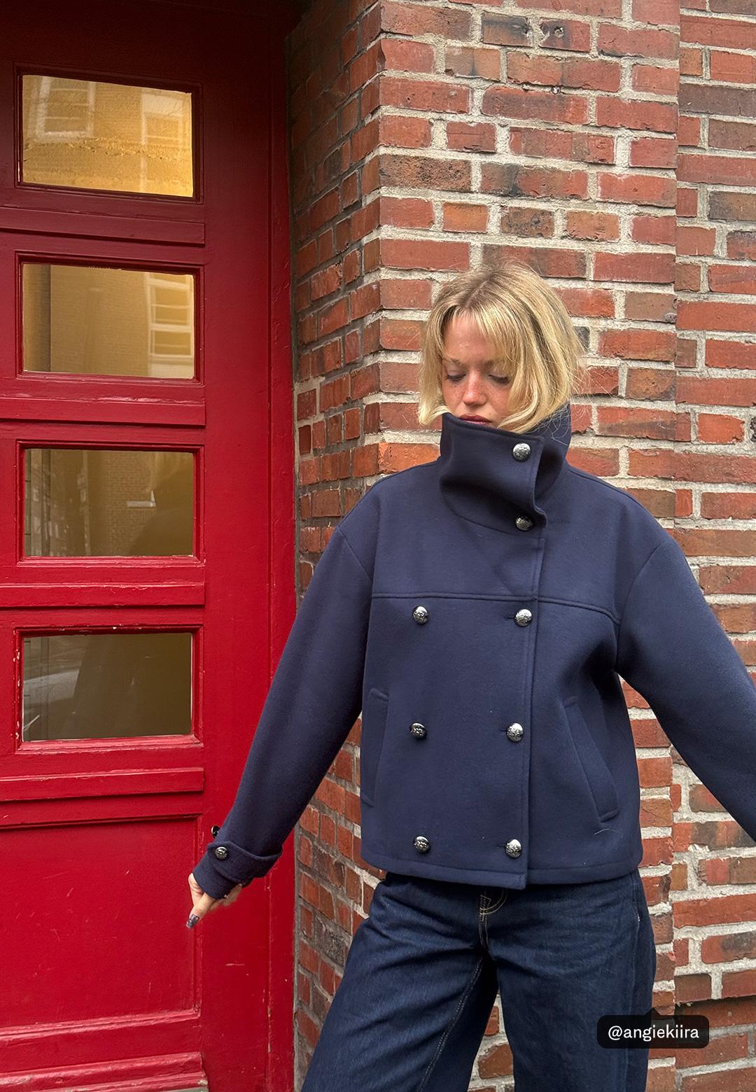 Soft-touch crossover high neck jacket — Navy blue