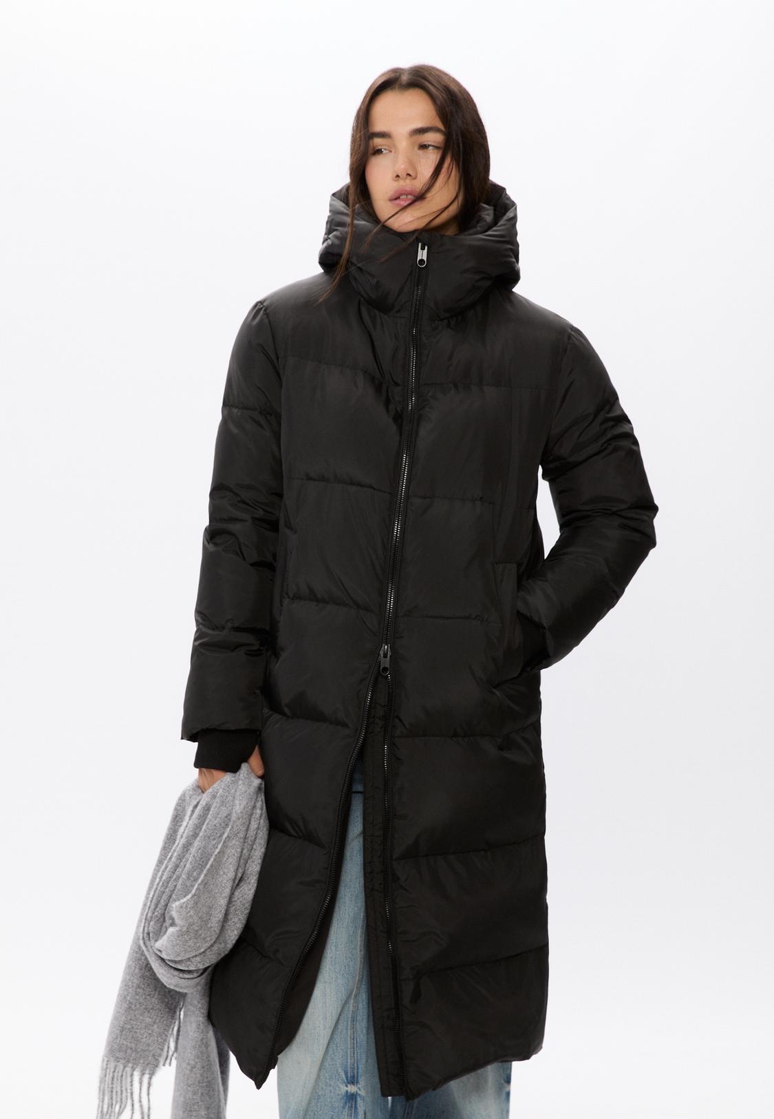 Long down puffer coat Women's fashion Stradivarius Philippines