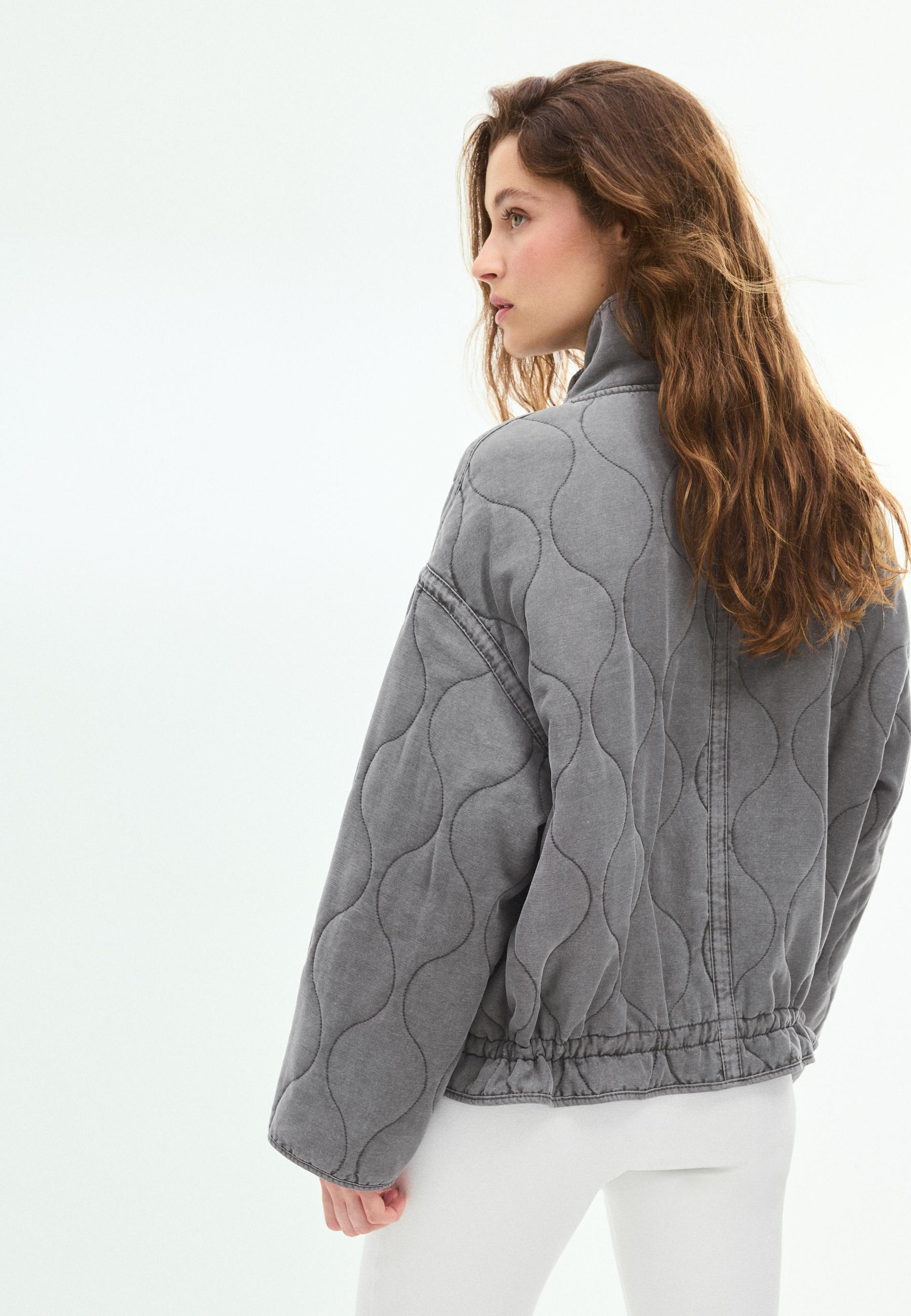 Stradivarius Şişme mont görsel 2