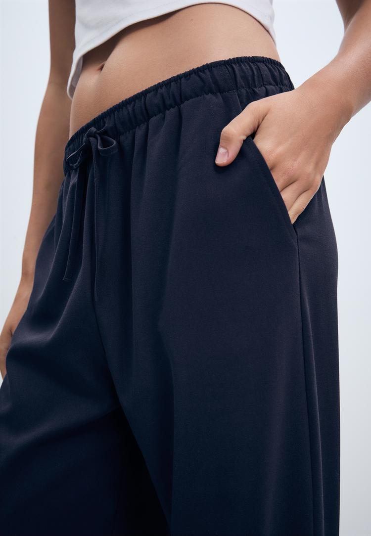 lange-flieende-stoffhose
