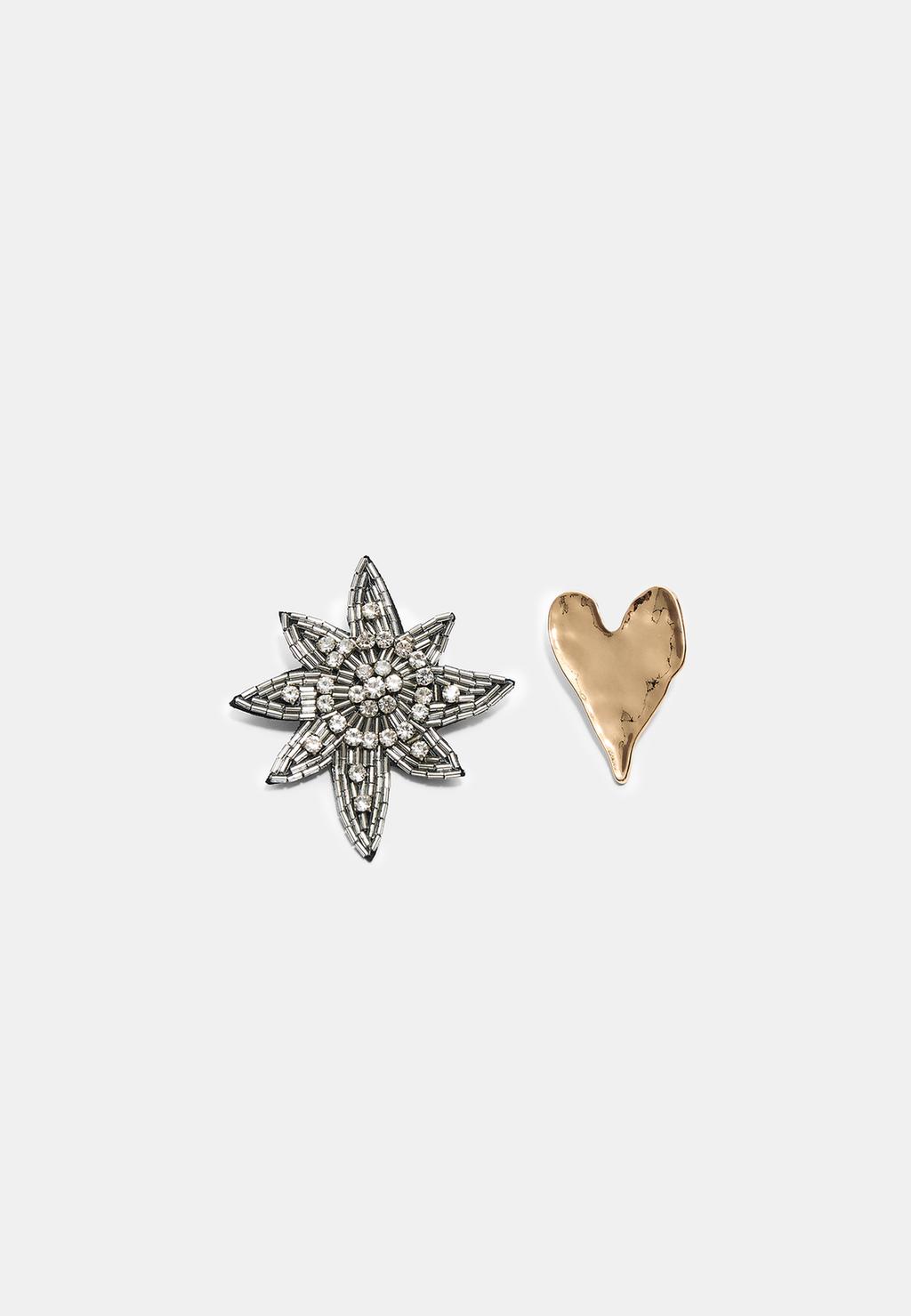 Set 2 pins corazón y estrella