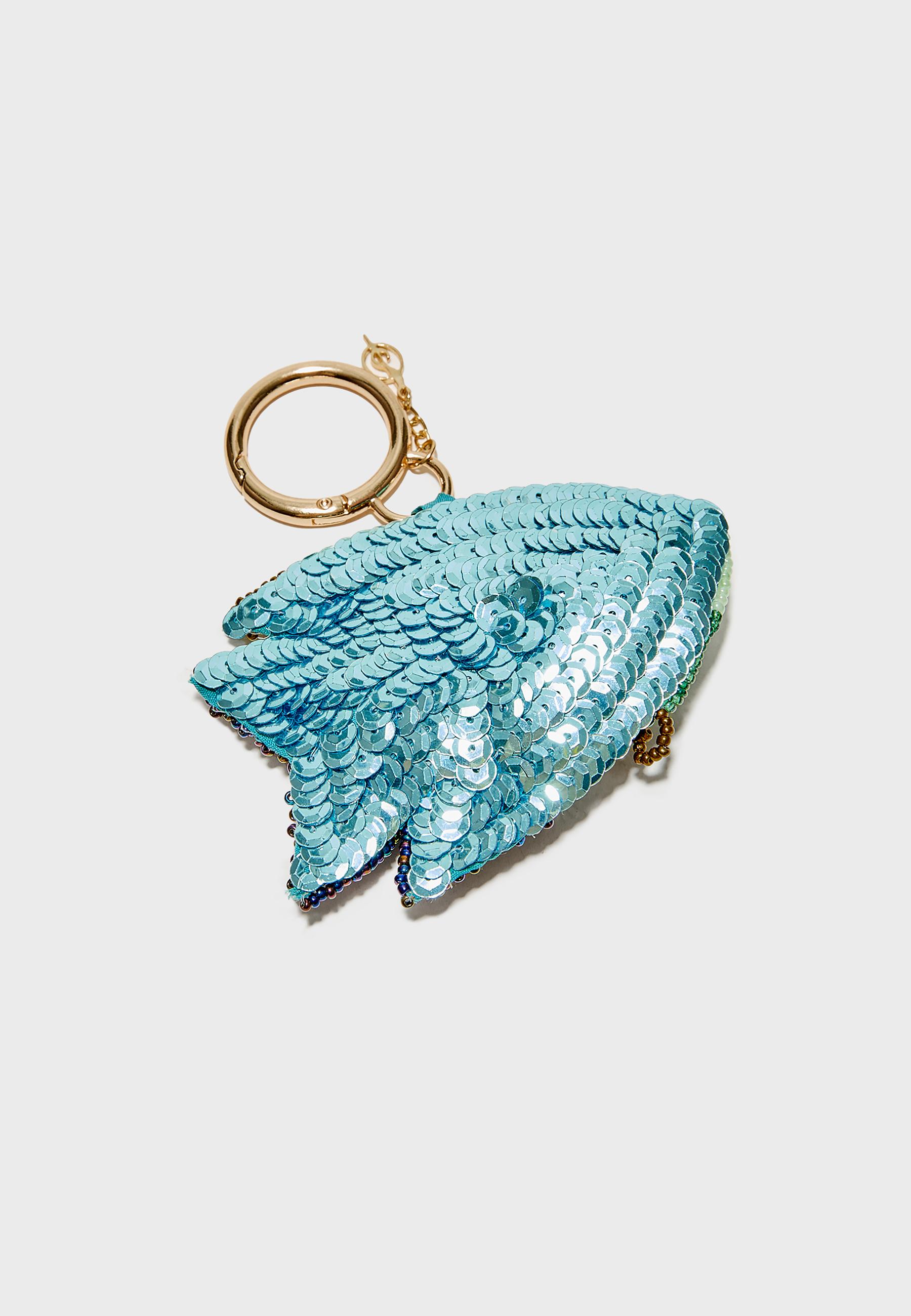 Beaded fish charm — Blue