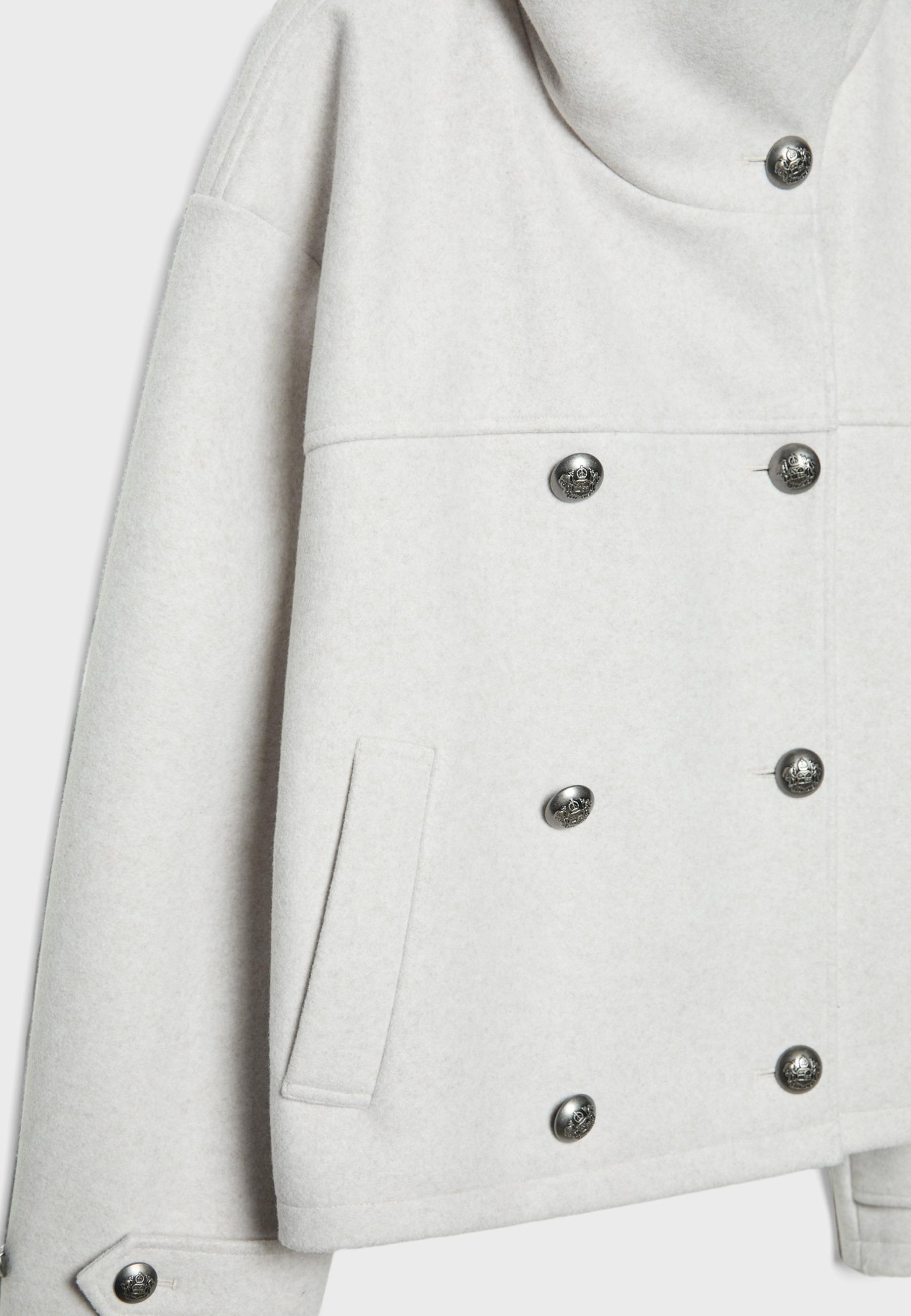 Yumuşak dokunuşlu kruvaze dik yaka ceket - Görsel 10