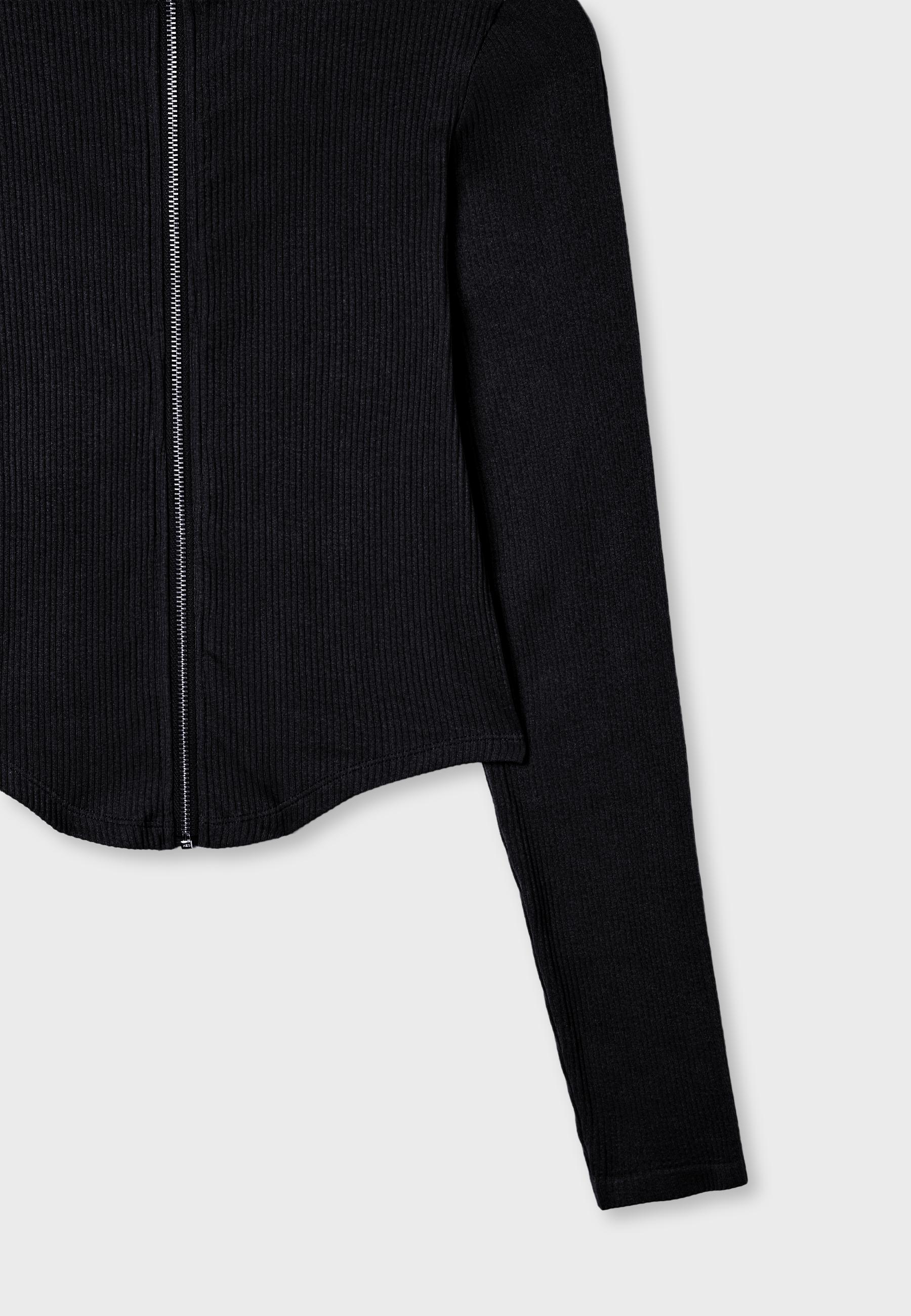 Fitted zip-up T-shirt — Black
