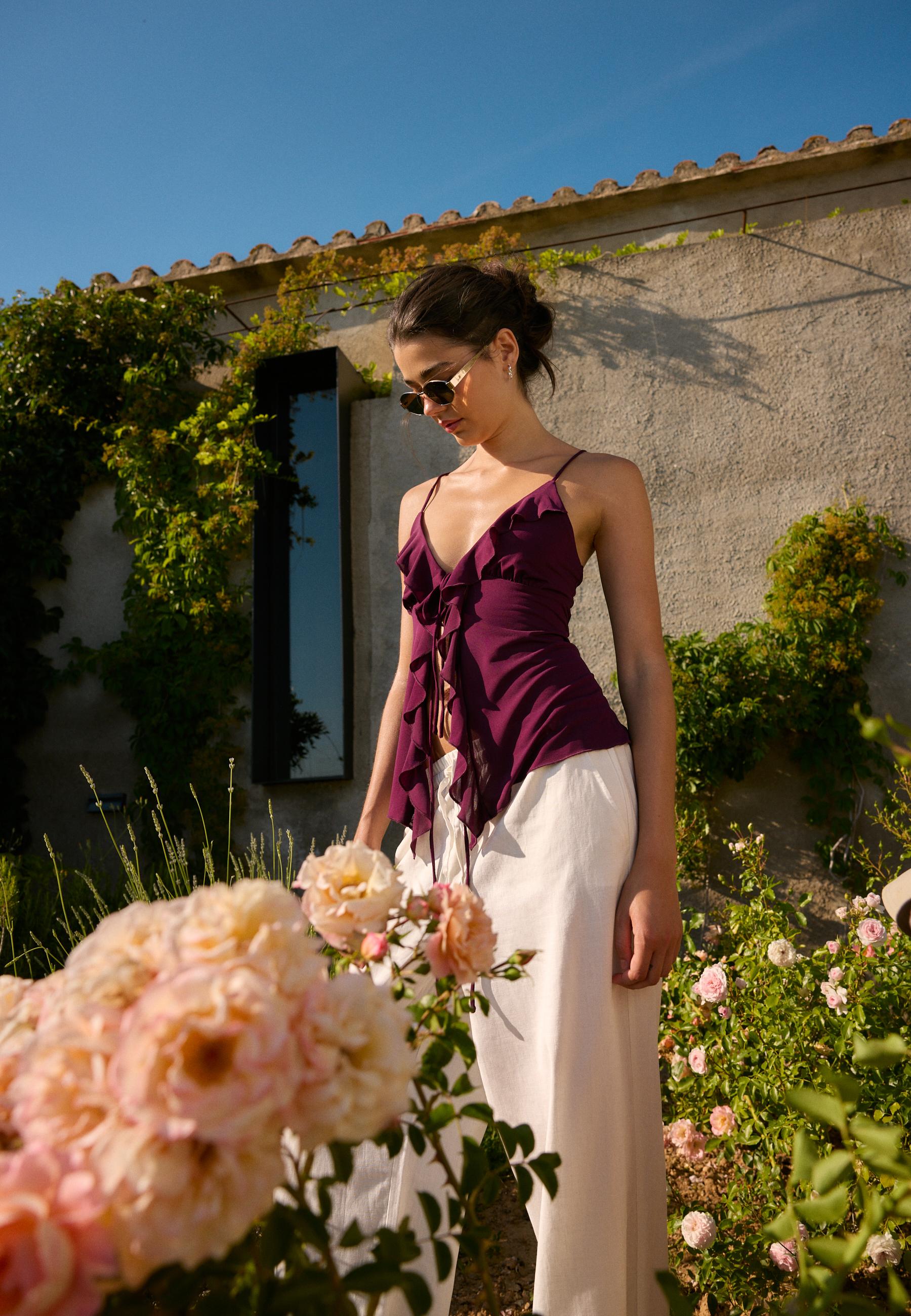 Ruffled strappy top — Purple
