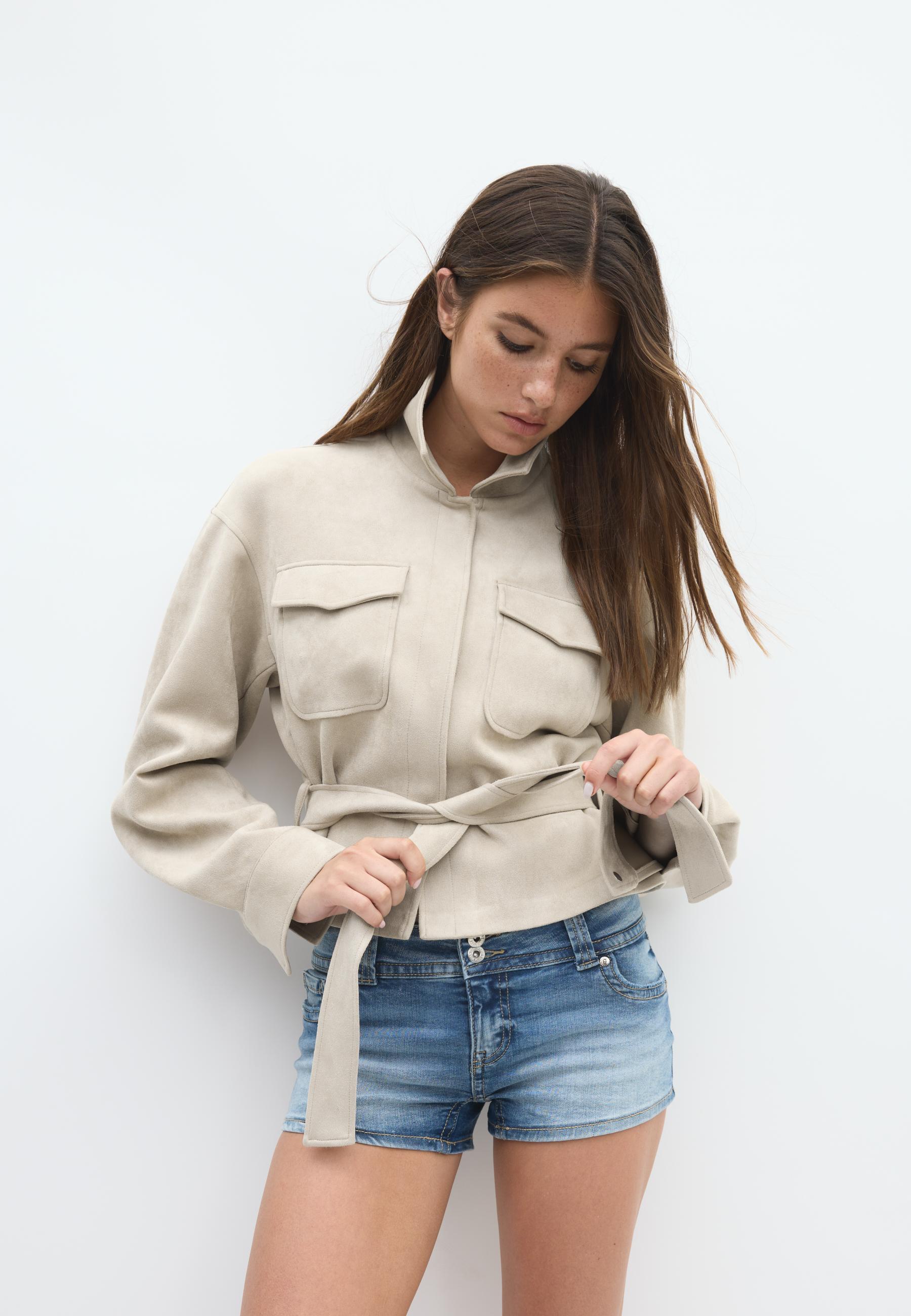 Cropped faux suede jacket — Ecru