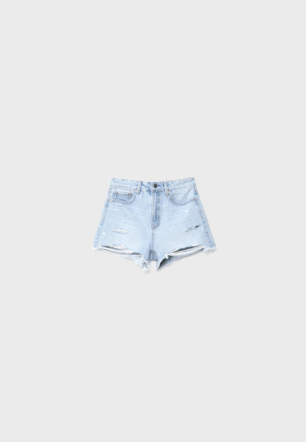 D75 Ripped denim shorts