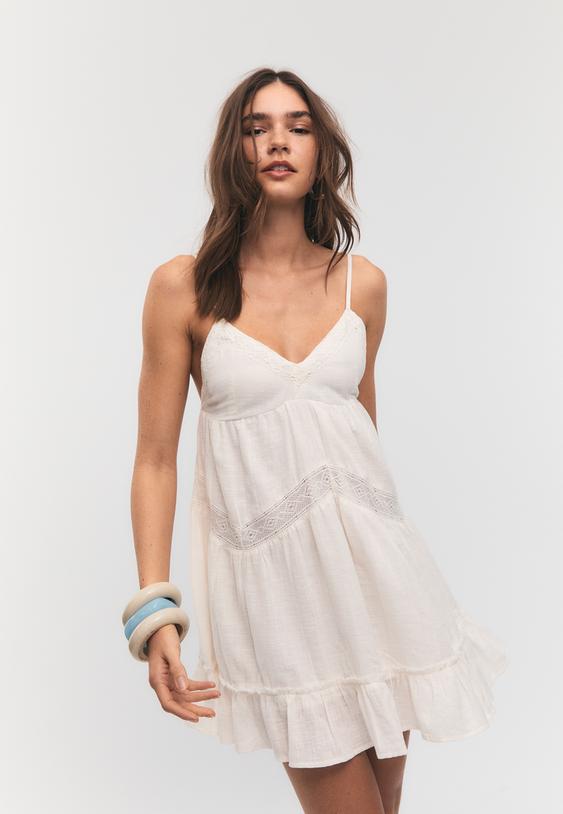 Stradivarius Short Dress With Lace Trim Ecru M