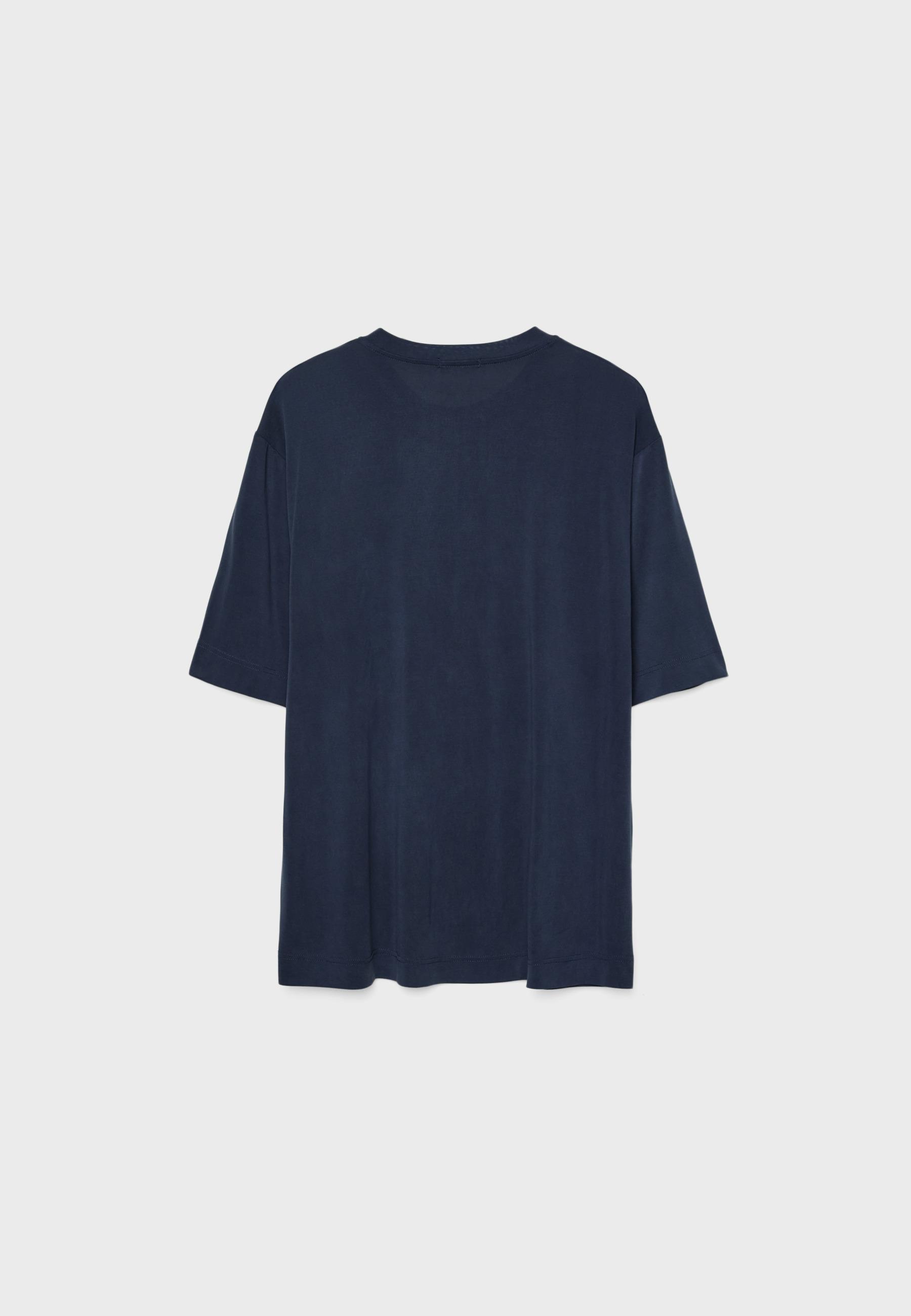 Soft-touch oversize turtleneck — Dark blue