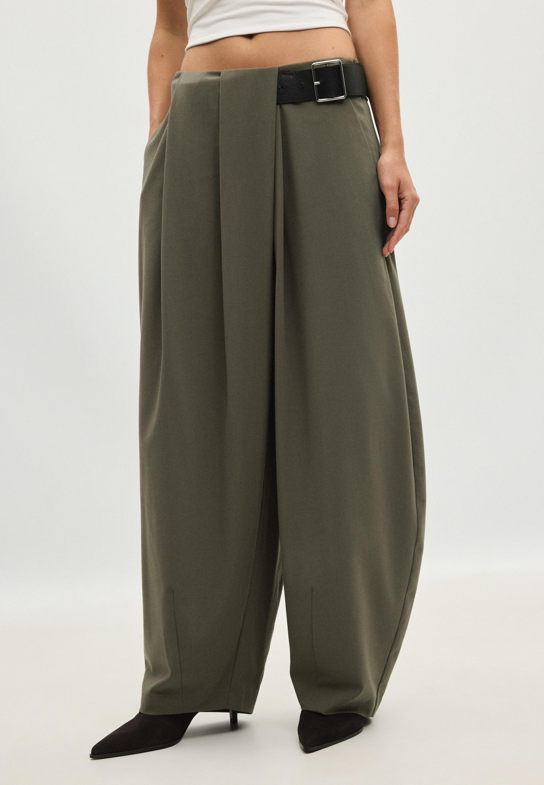 Darted smart trousers with belt — Khaki