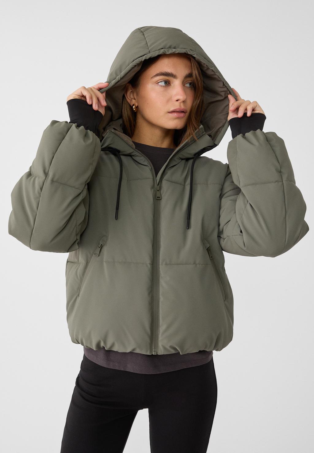 Hooded rubberised puffer jacket