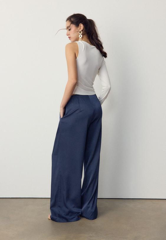 pantalon fluido efecto arrugado lazo